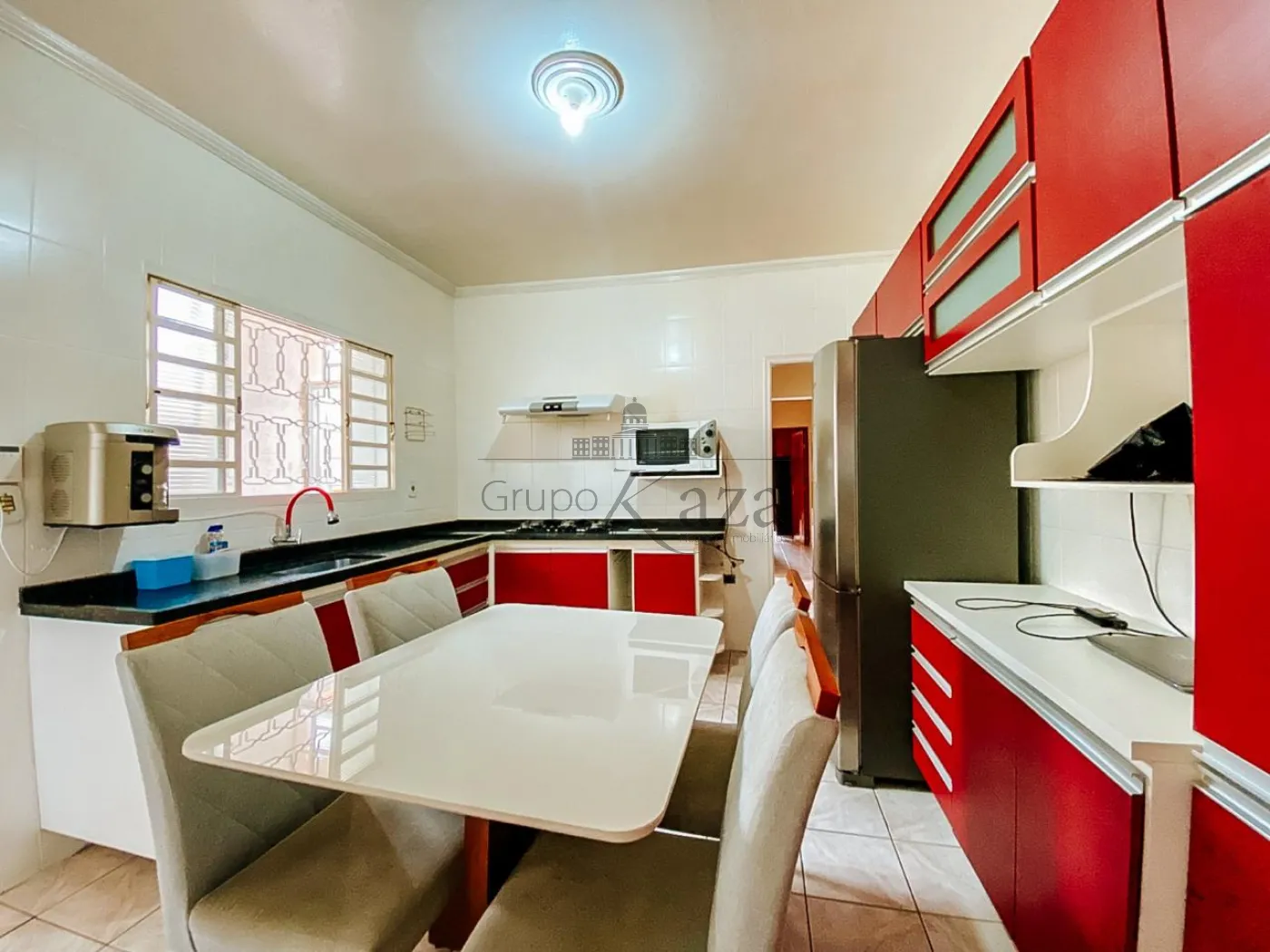 Foto 4 de Casa Padrão em Parque Santo Antônio, Jacareí - imagem 4