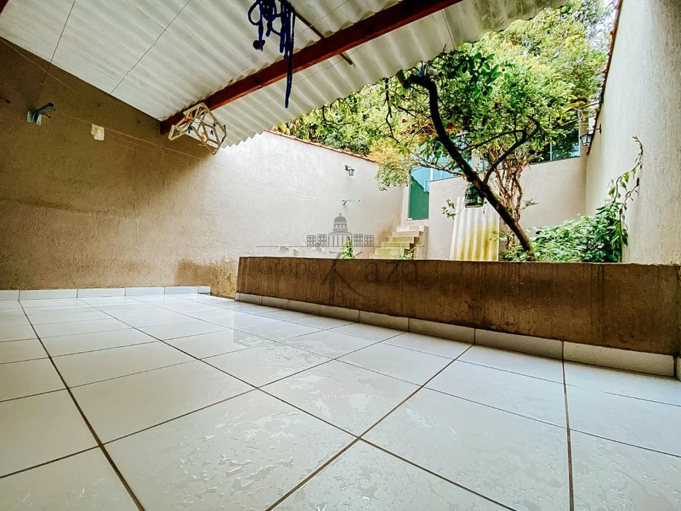 Foto 21 de Casa Padrão em Parque Santo Antônio, Jacareí - imagem 21