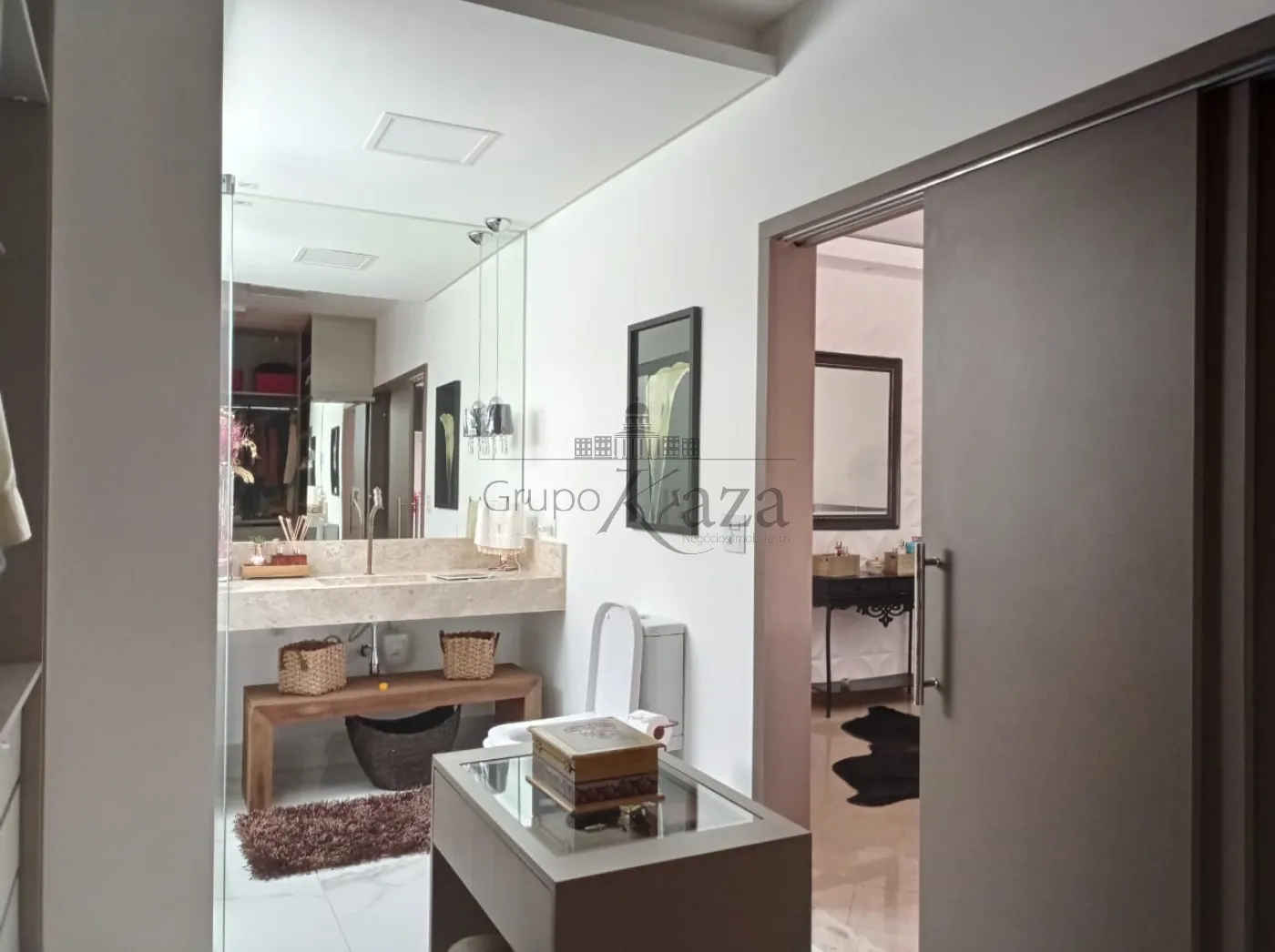 Foto 17 de Casa Condomínio em Jardim Coleginho, Jacareí - imagem 17
