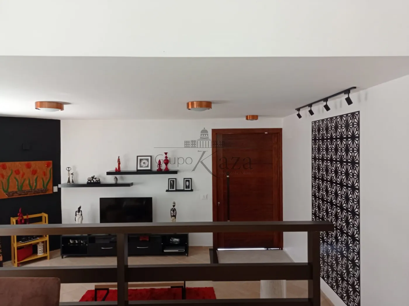 Foto 3 de Casa Condomínio em Jardim Coleginho, Jacareí - imagem 3