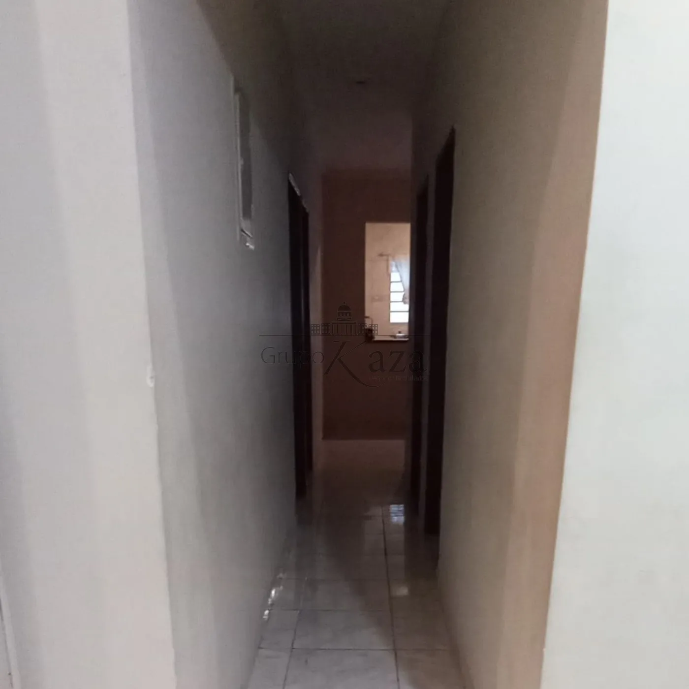 Foto 4 de Casa Padrão em Jardim Santa Inês I, São José dos Campos - imagem 4