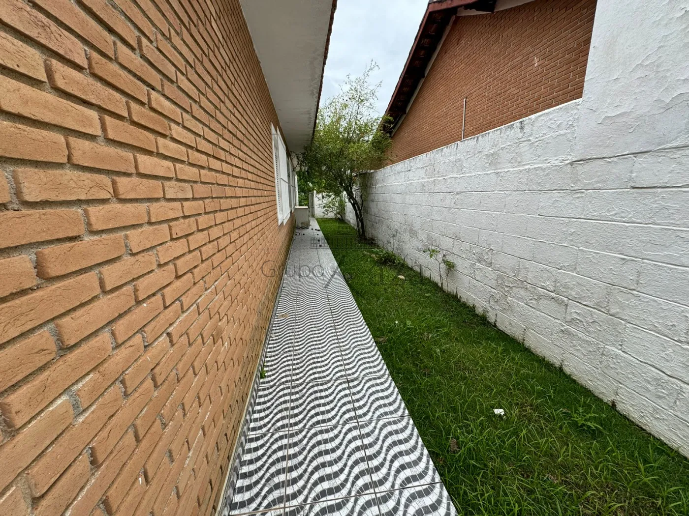 Foto 27 de Casa Padrão em Jardim Estoril, São José dos Campos - imagem 27