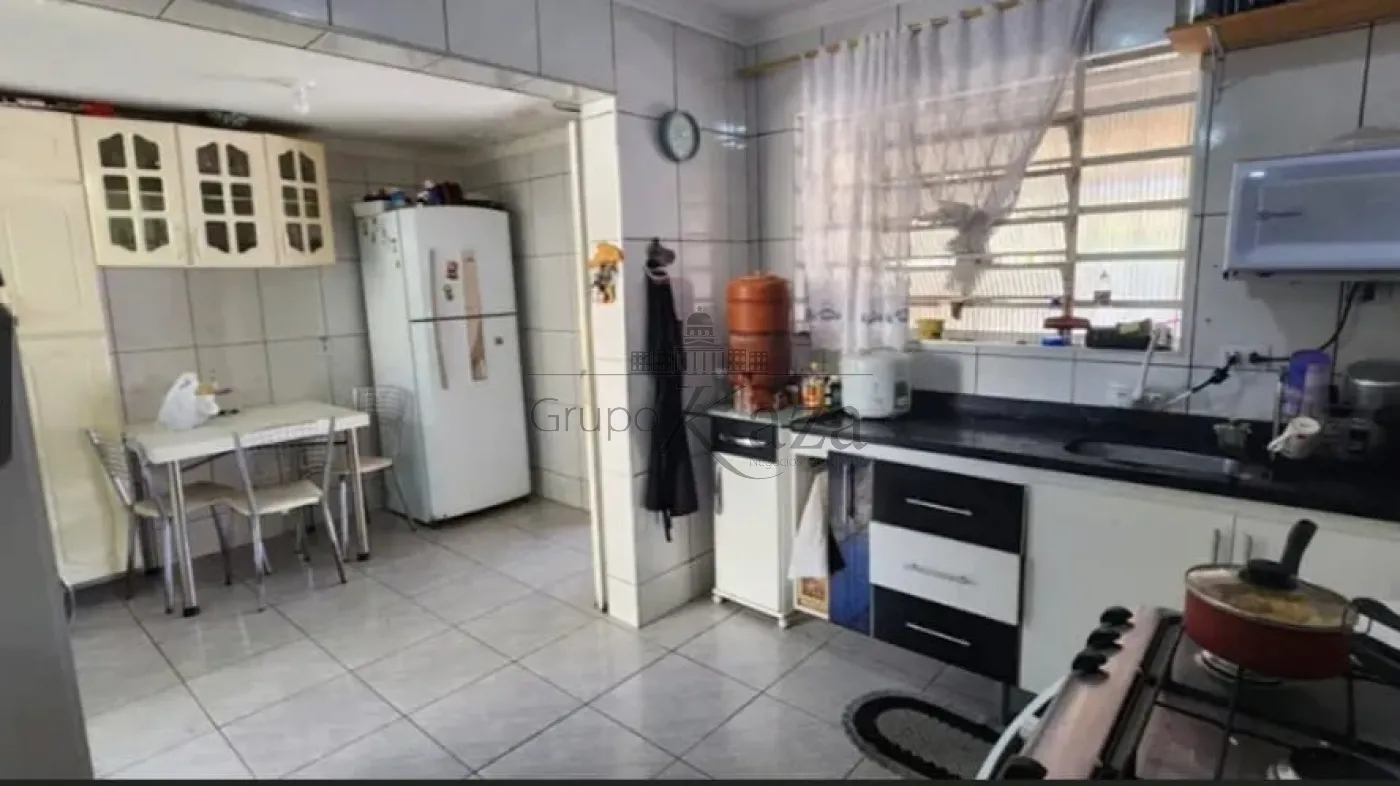 Foto 4 de Casa Padrão em Parque Califórnia, Jacareí - imagem 4