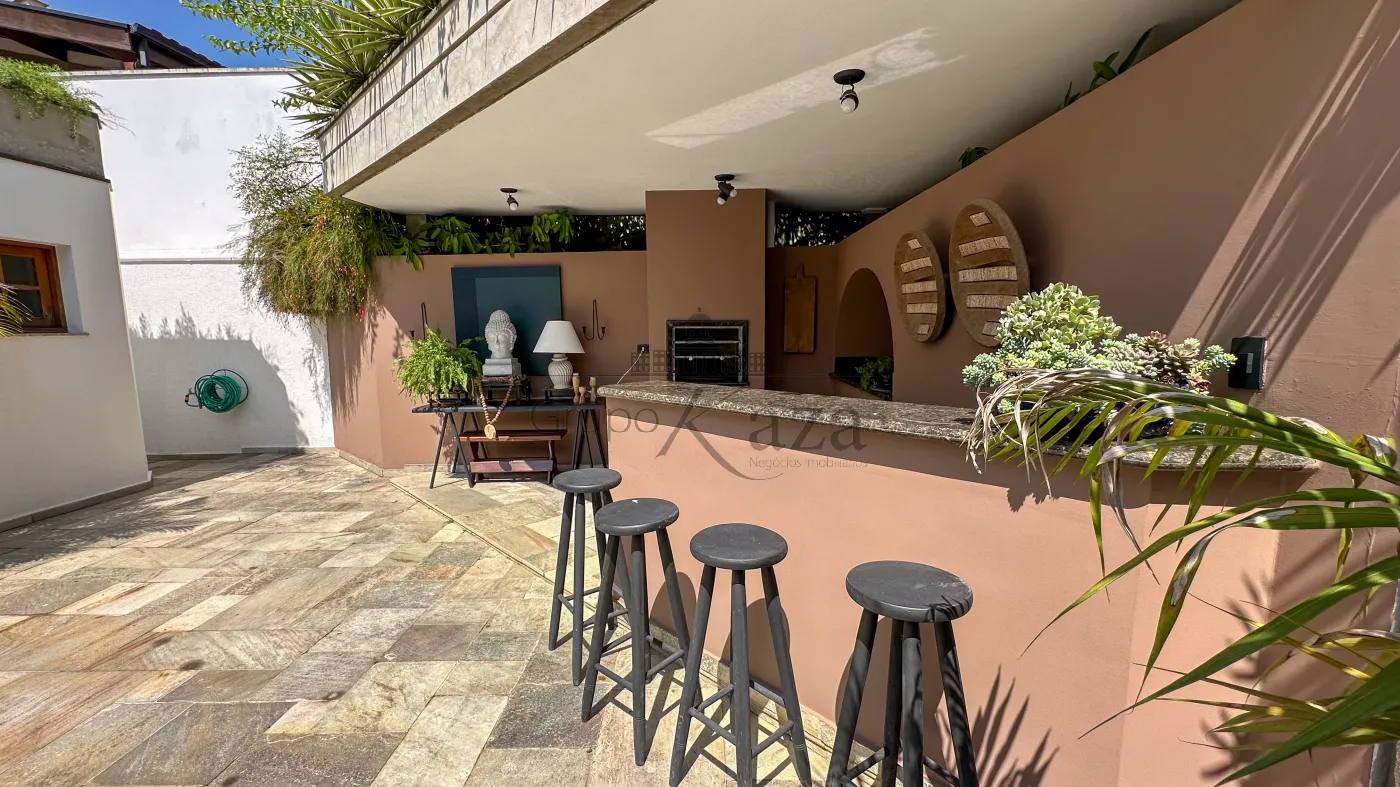 Foto 11 de Casa Condomínio em Jardim das Colinas, São José dos Campos - imagem 11