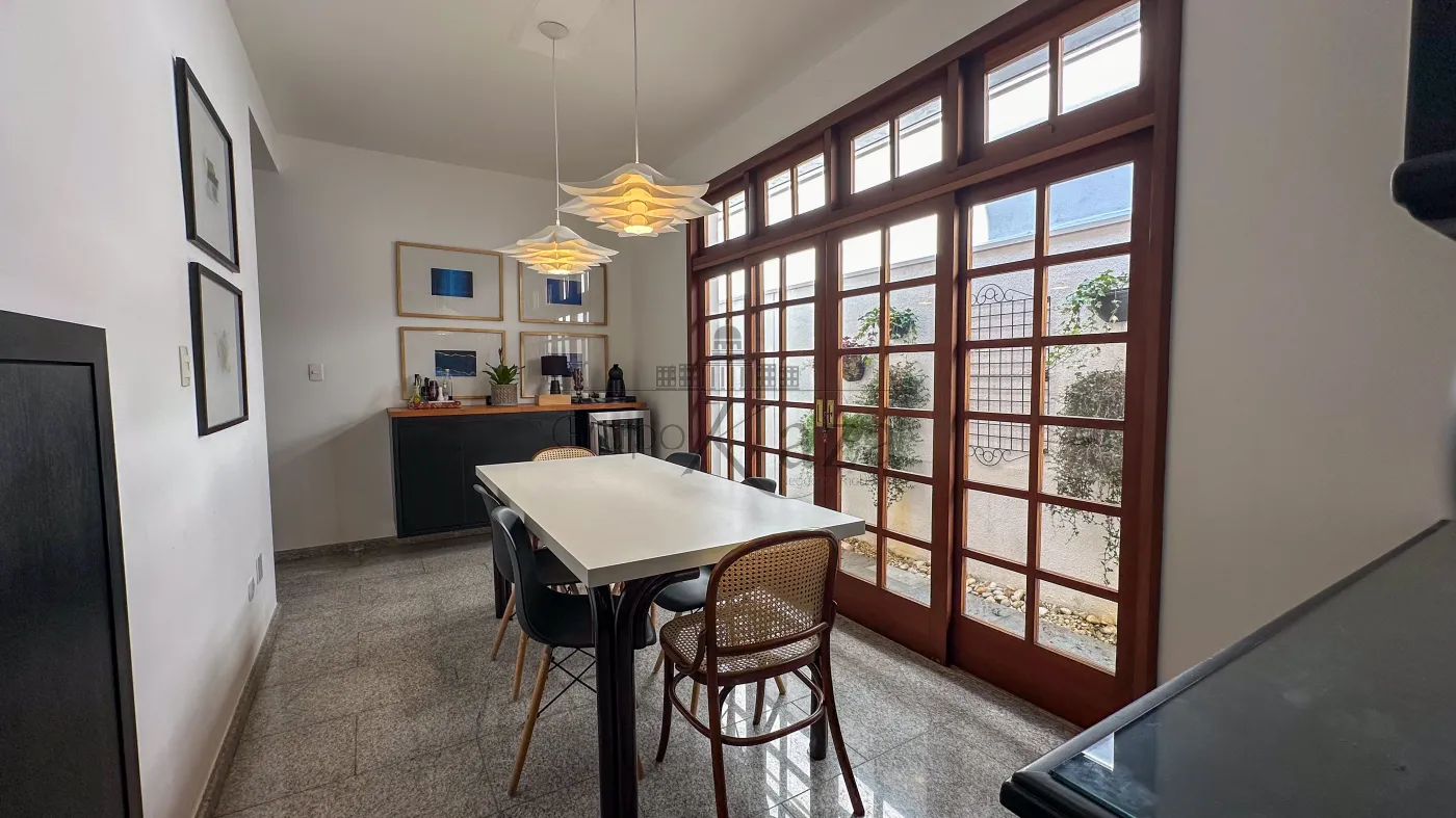 Foto 12 de Casa Condomínio em Jardim das Colinas, São José dos Campos - imagem 12