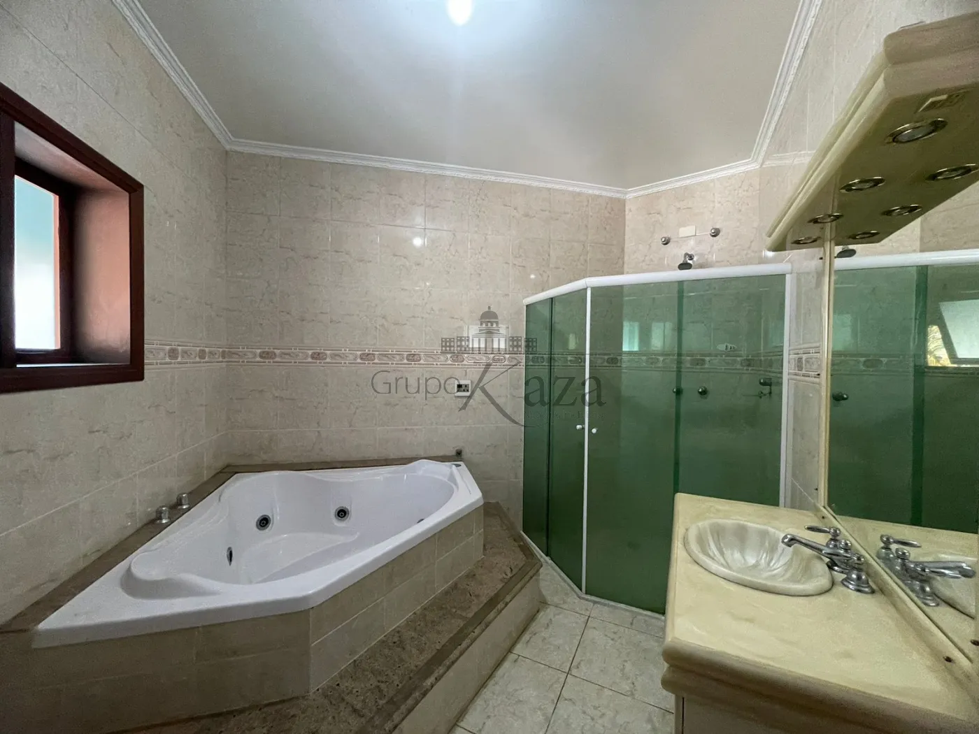 Foto 20 de Casa Condomínio em Vila Zezé, Jacareí - imagem 20
