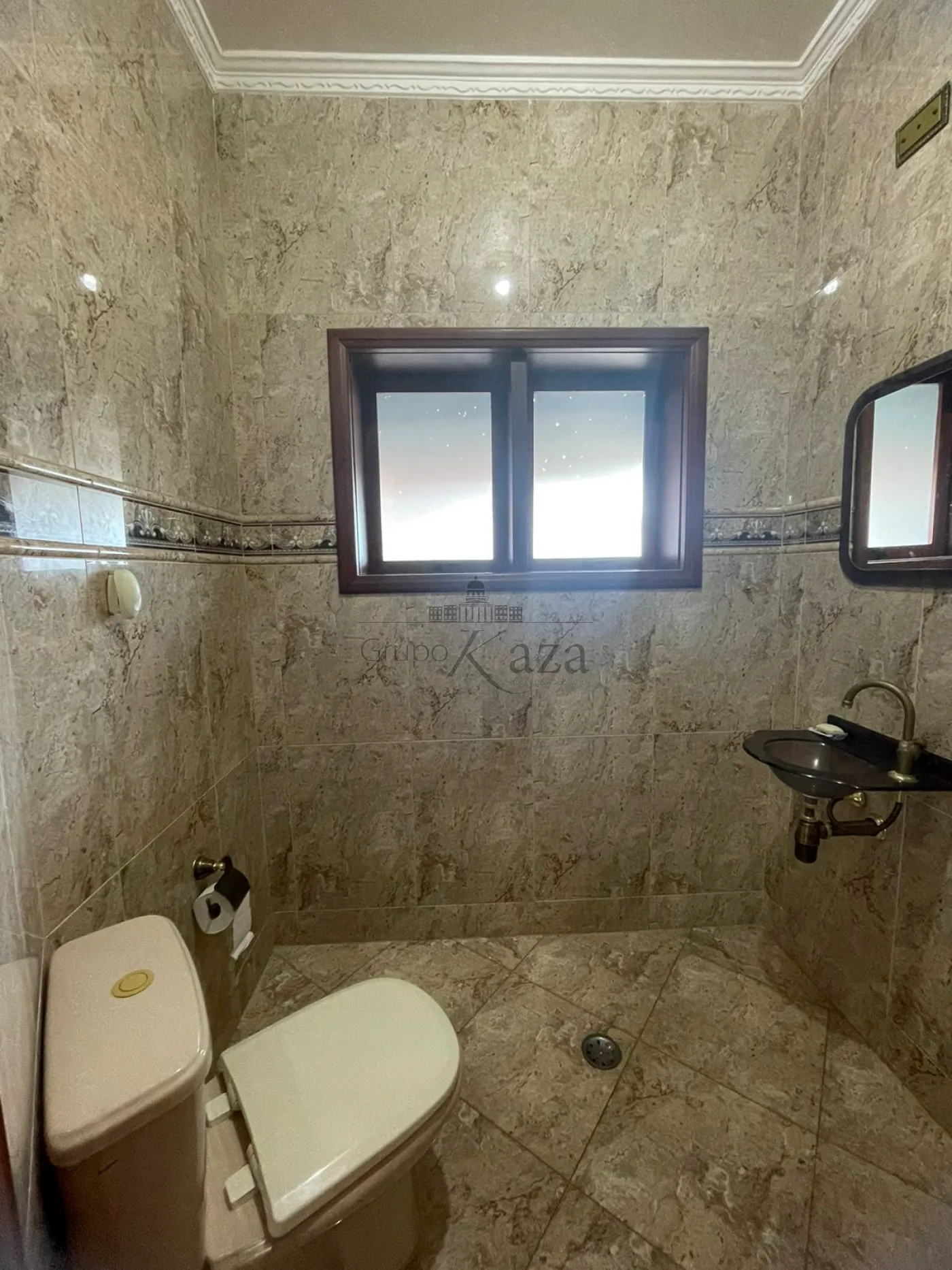 Foto 32 de Casa Condomínio em Vila Zezé, Jacareí - imagem 32