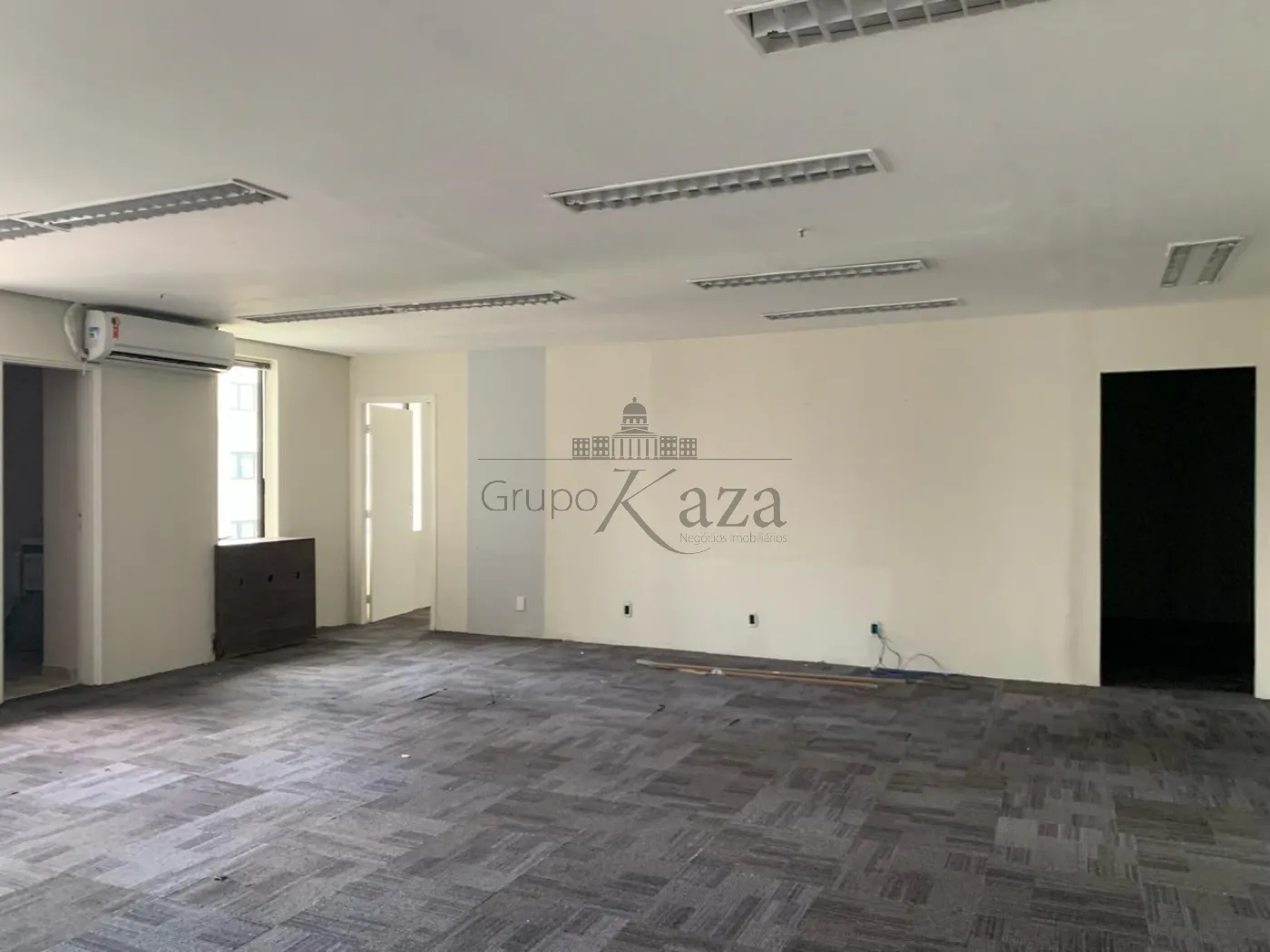 Foto 1 de Comercial Conjunto Comercial em Cidade Monções, São Paulo - imagem 1
