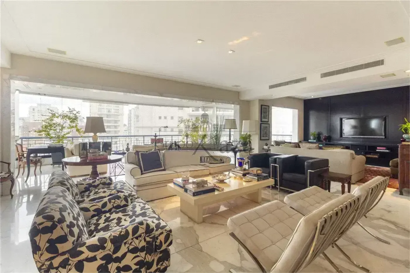 Foto 2 de Apartamento Padrão em Itaim Bibi, São Paulo - imagem 2