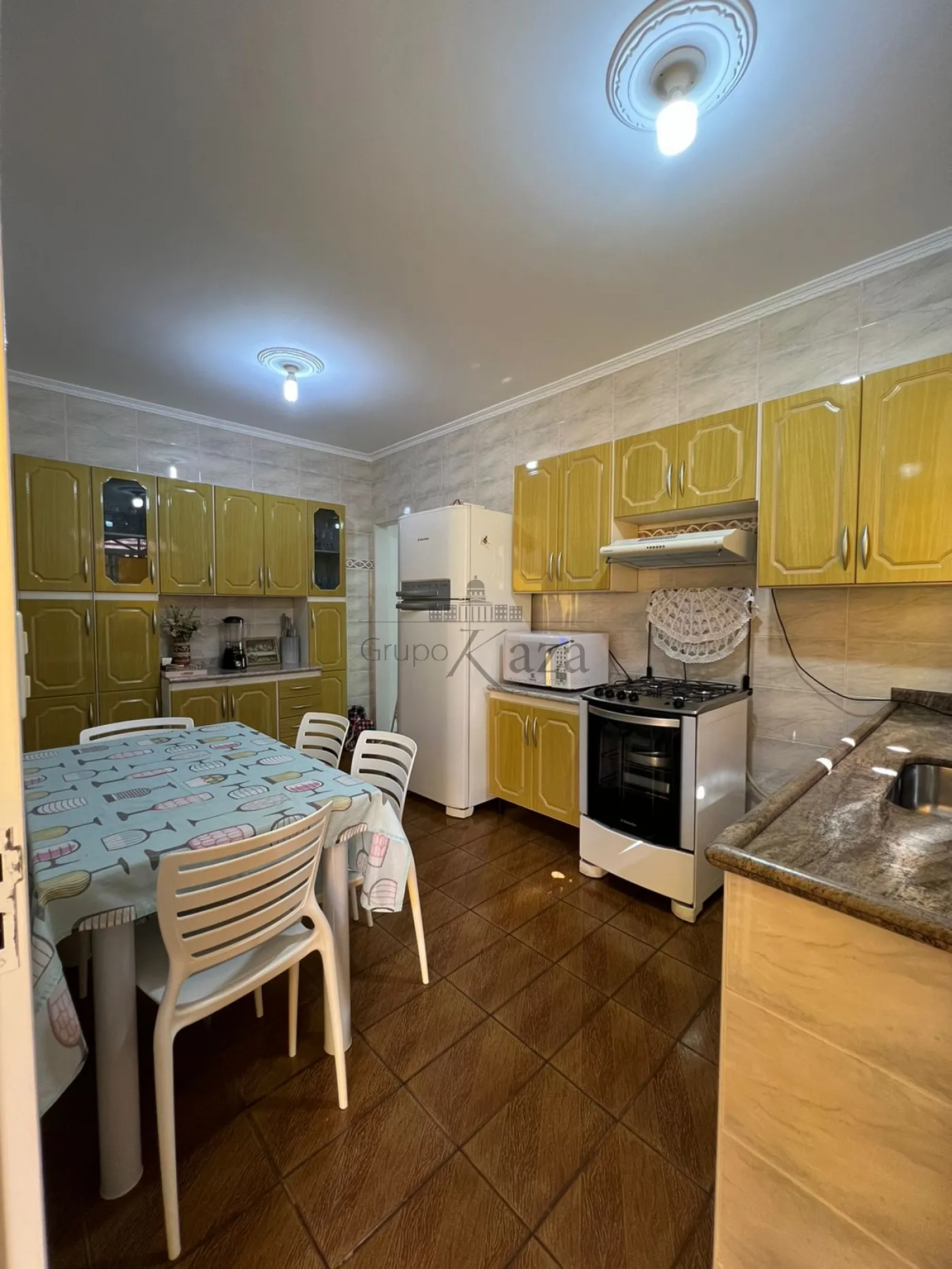 Foto 3 de Casa Sobrado em Jardim Torrão de Ouro, São José dos Campos - imagem 3 Foto 3 de Casa Sobrado em Jardim Torrão de Ouro, São José dos Campos - imagem 3