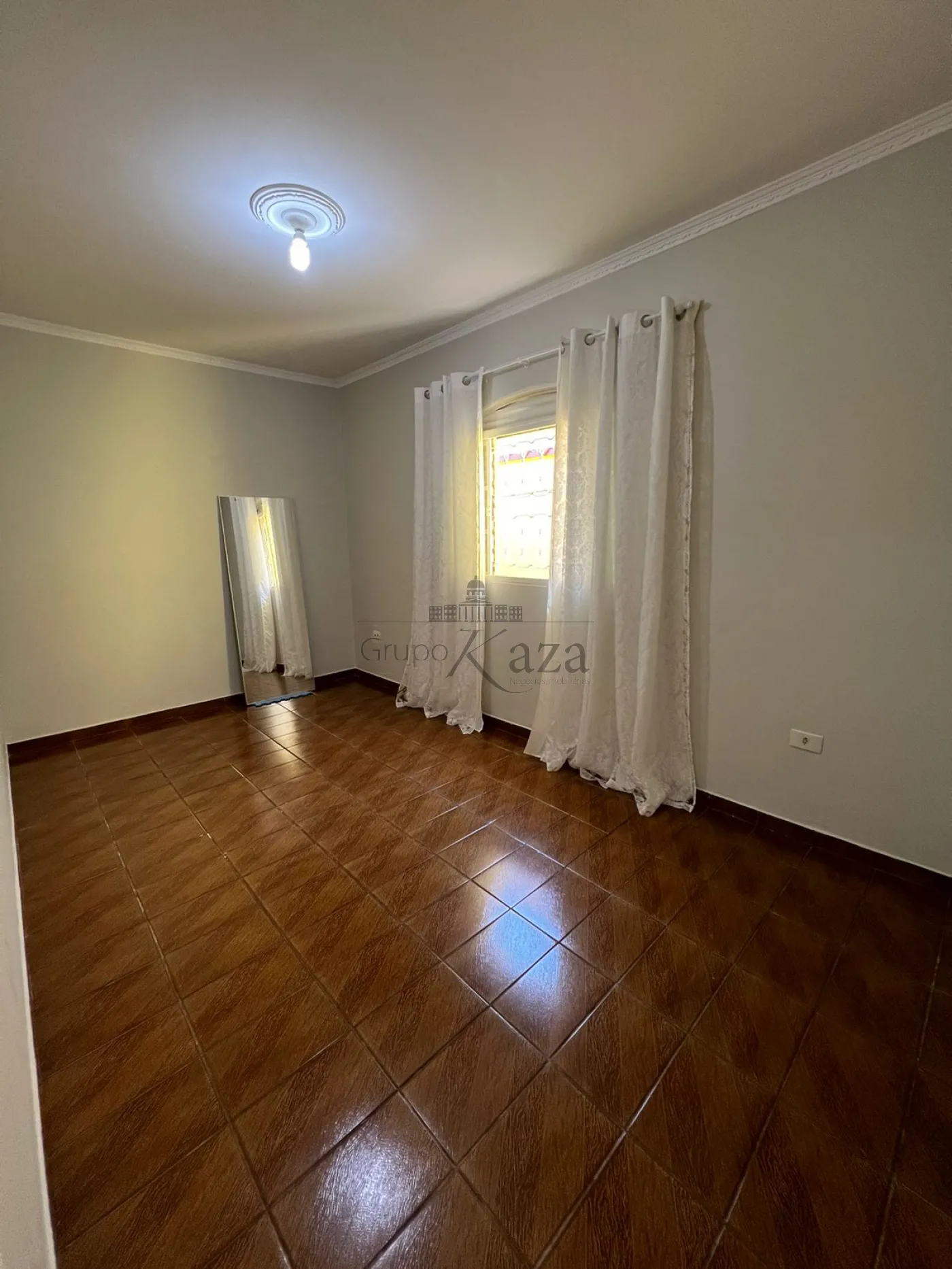 Foto 8 de Casa Sobrado em Jardim Torrão de Ouro, São José dos Campos - imagem 8