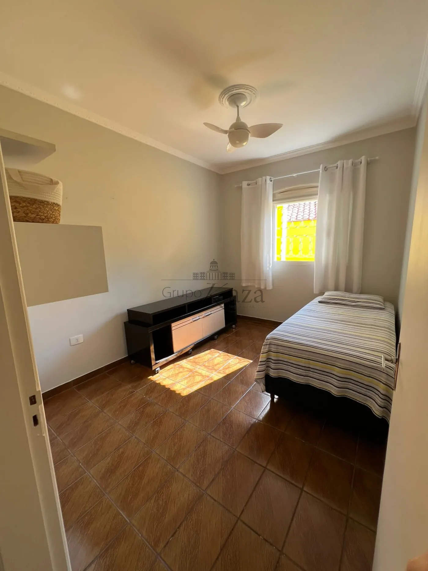 Foto 10 de Casa Sobrado em Jardim Torrão de Ouro, São José dos Campos - imagem 10