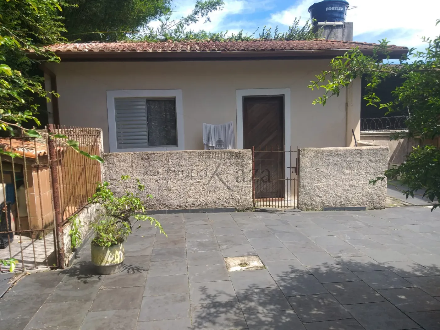 Foto 1 de Casa Padrão em Sumaré, Caraguatatuba - imagem 1