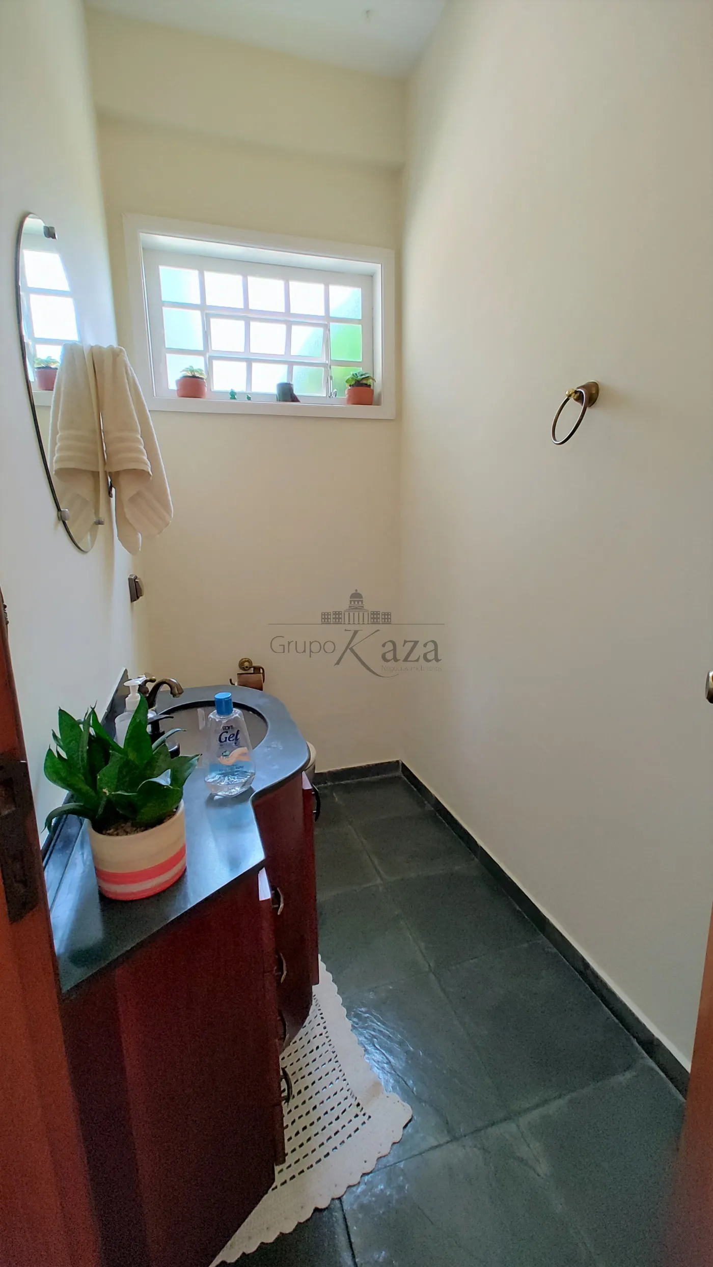Foto 9 de Casa Sobrado em Jardim Siesta, Jacareí - imagem 9