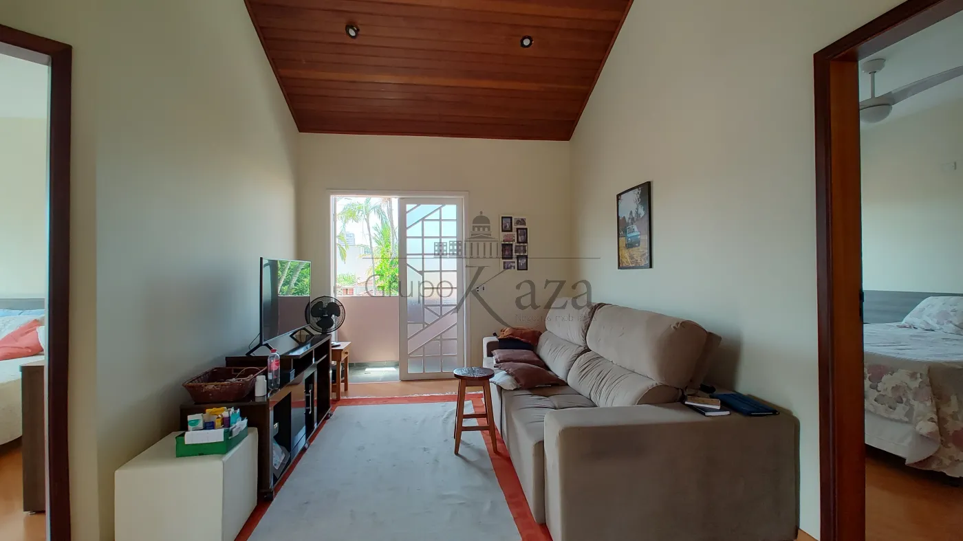 Foto 20 de Casa Sobrado em Jardim Siesta, Jacareí - imagem 20