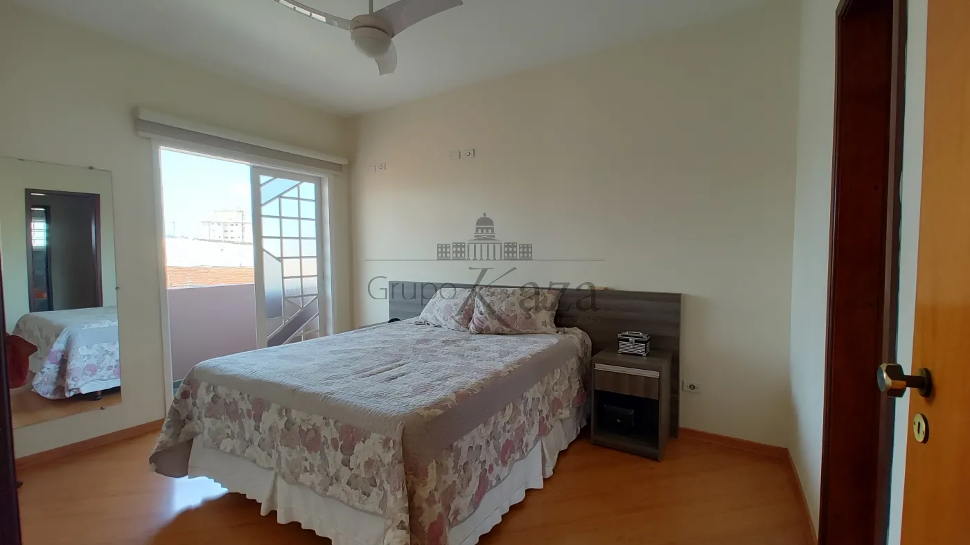 Foto 33 de Casa Sobrado em Jardim Siesta, Jacareí - imagem 33