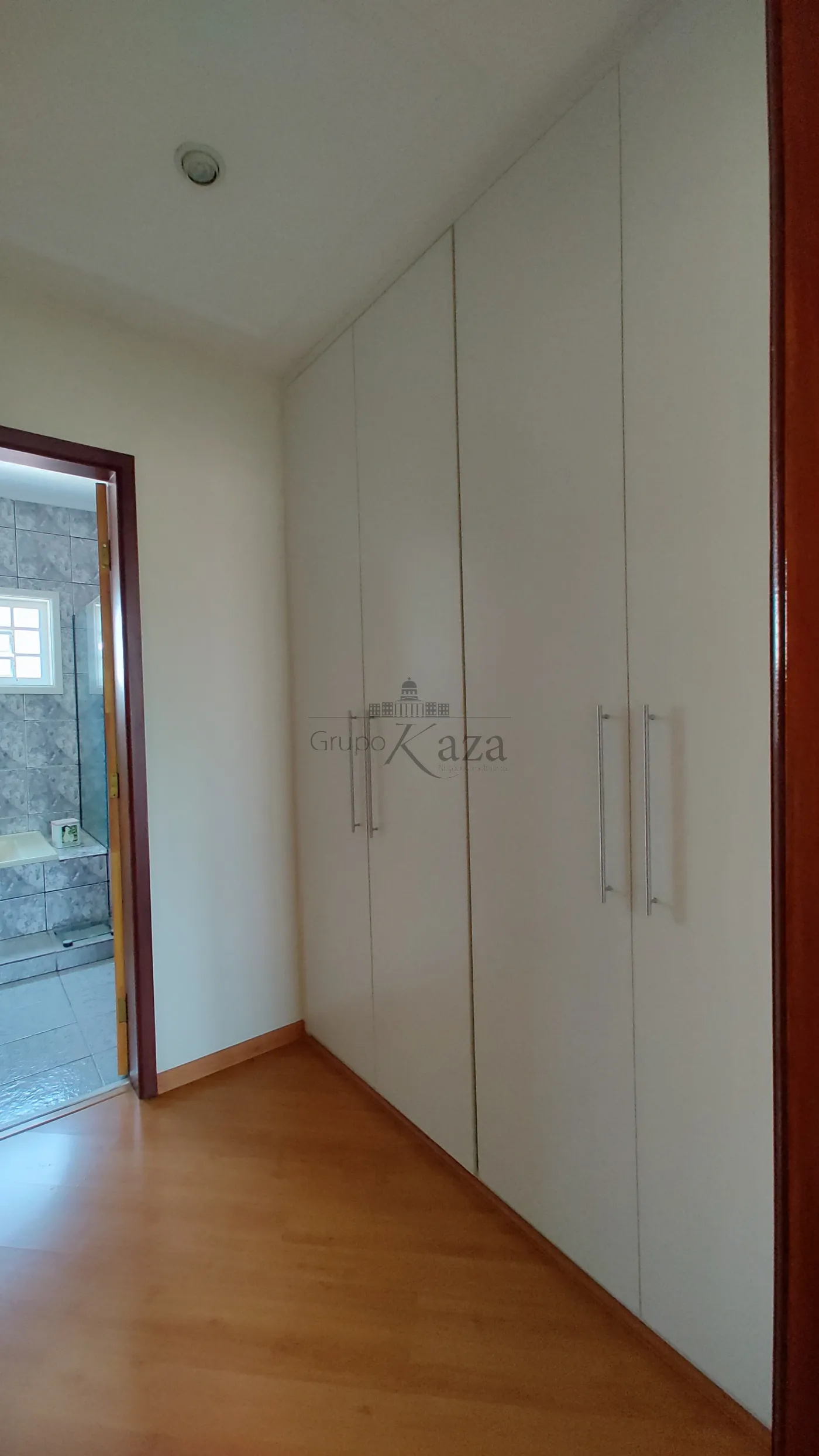 Foto 35 de Casa Sobrado em Jardim Siesta, Jacareí - imagem 35