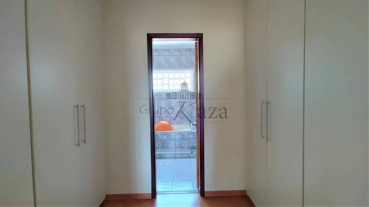 Foto 36 de Casa Sobrado em Jardim Siesta, Jacareí - imagem 36
