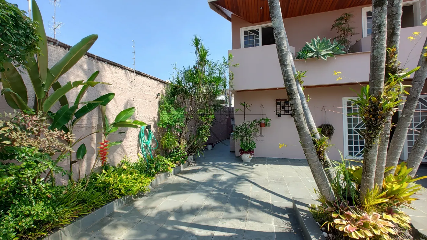 Foto 43 de Casa Sobrado em Jardim Siesta, Jacareí - imagem 43