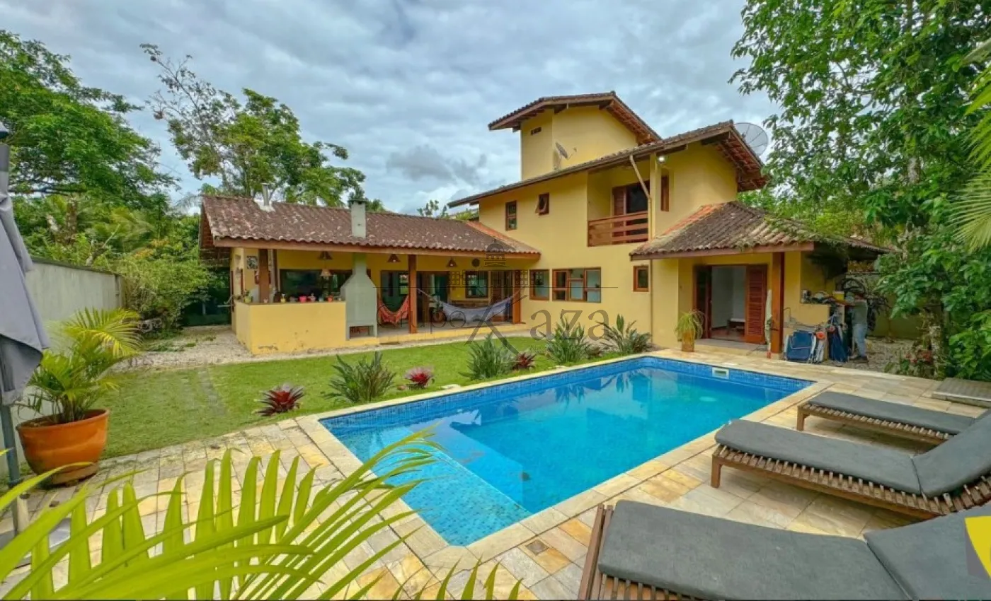 Foto 1 de Casa Padrão em itamambuca, Ubatuba - imagem 1