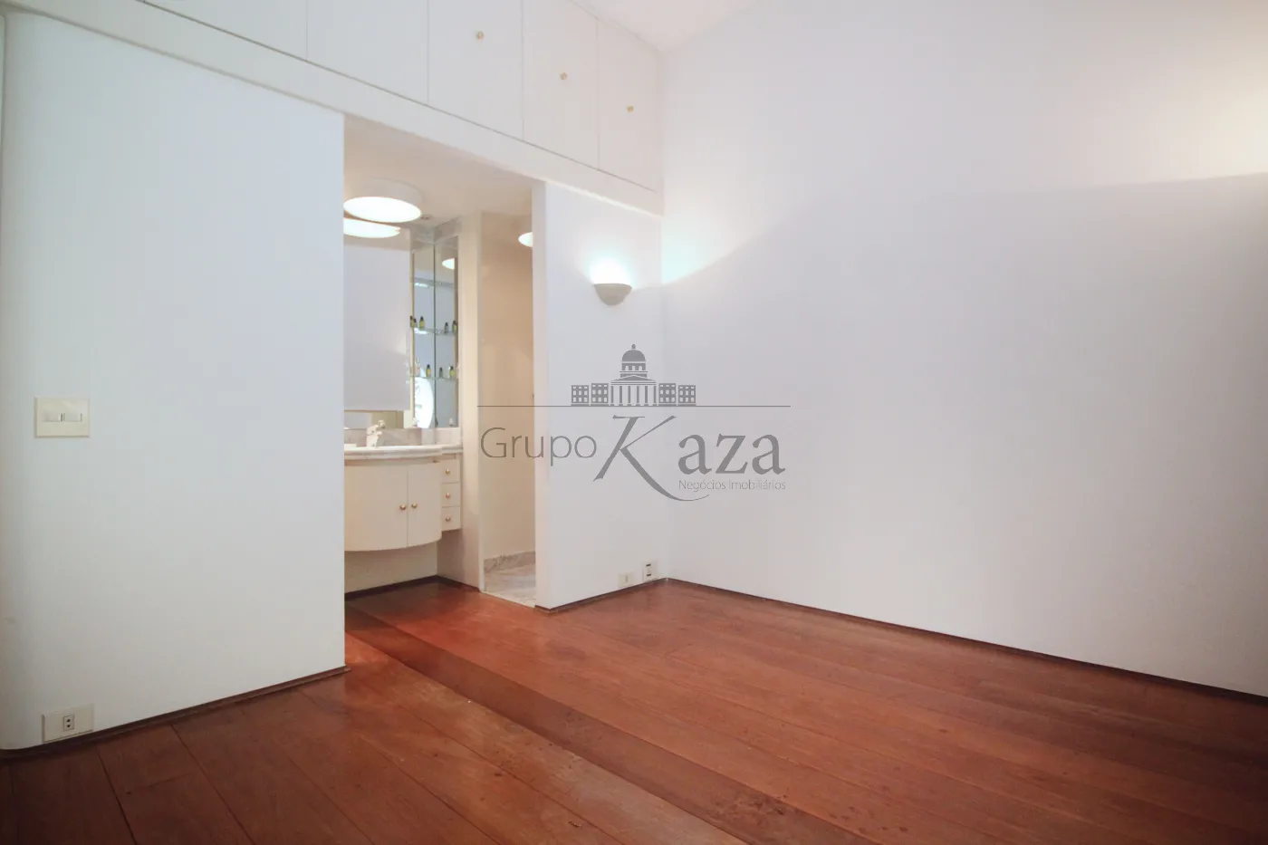 Foto 34 de Casa Padrão em Jardim Guedala, São Paulo - imagem 34