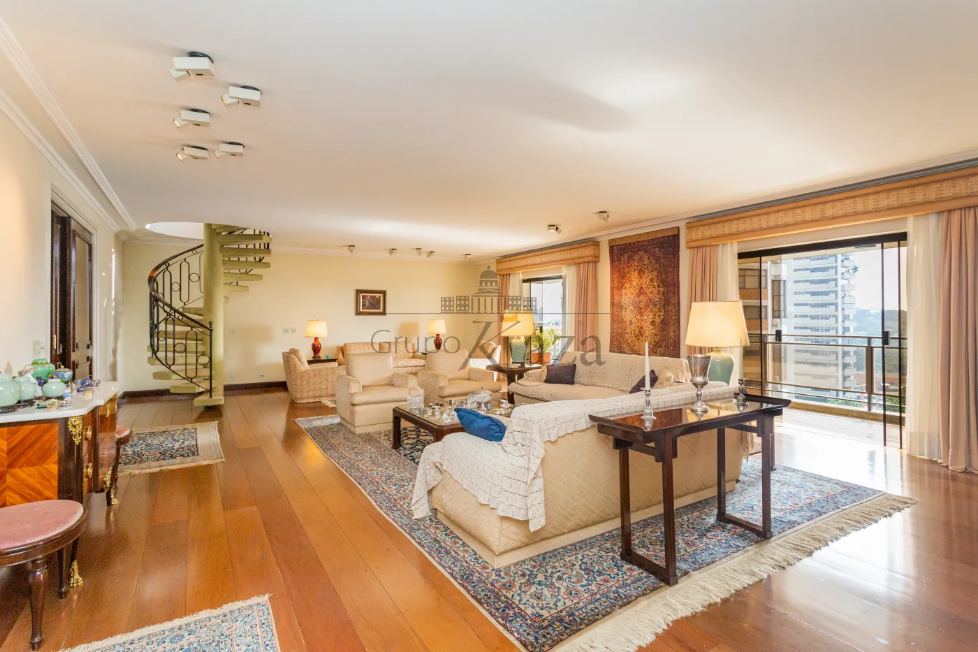 Foto 1 de Apartamento Cobertura Duplex em Real Parque, São Paulo - imagem 1