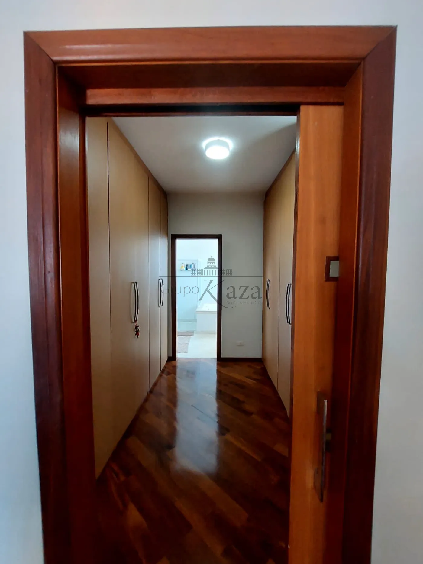 Foto 8 de Casa Condomínio em Vila Zezé, Jacareí - imagem 8