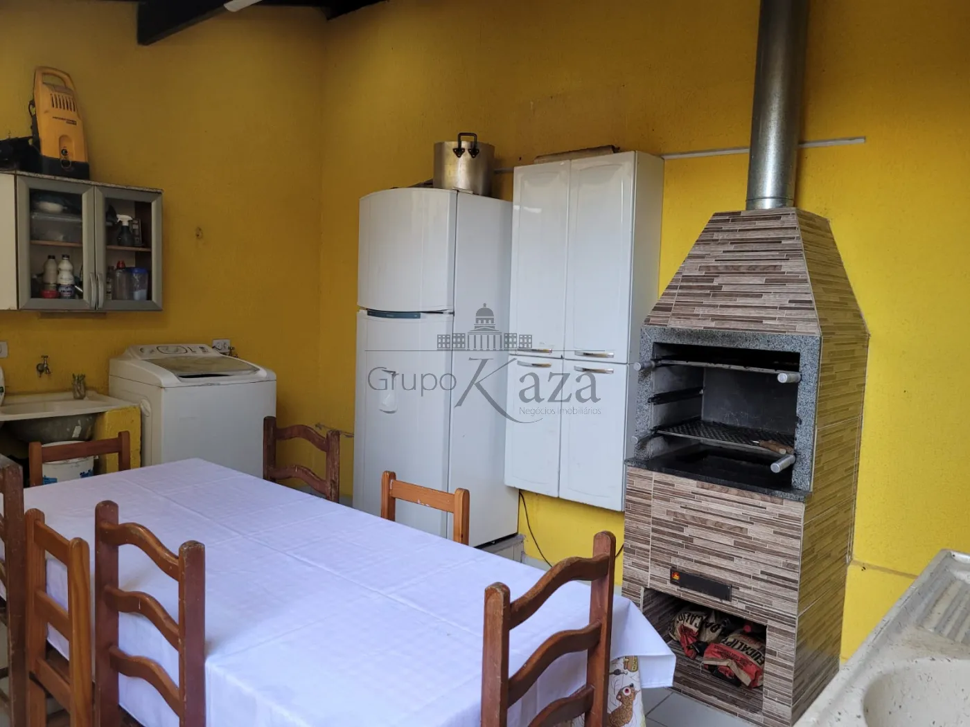 Foto 14 de Casa Padrão em Jardim Santa Inês I, São José dos Campos - imagem 14