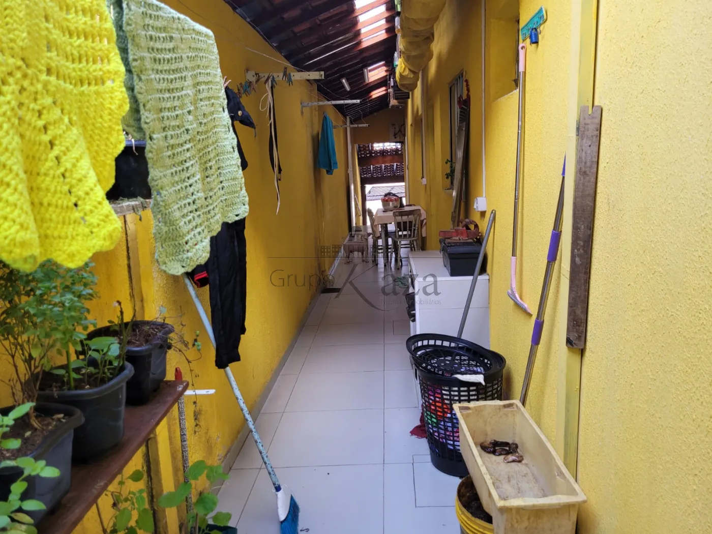 Foto 11 de Casa Padrão em Jardim Santa Inês I, São José dos Campos - imagem 11