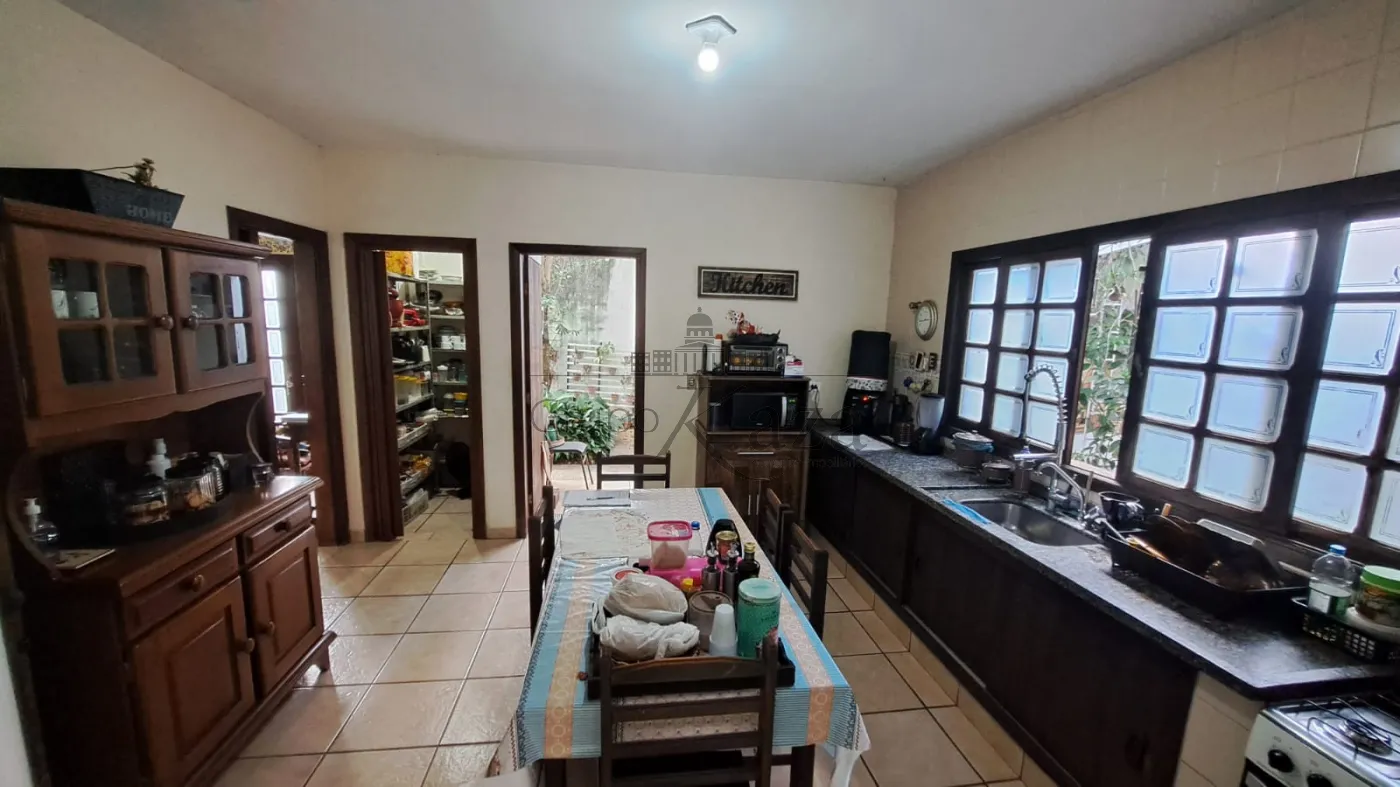 Foto 8 de Casa Padrão em Jardim Santa Maria, Jacareí - imagem 8