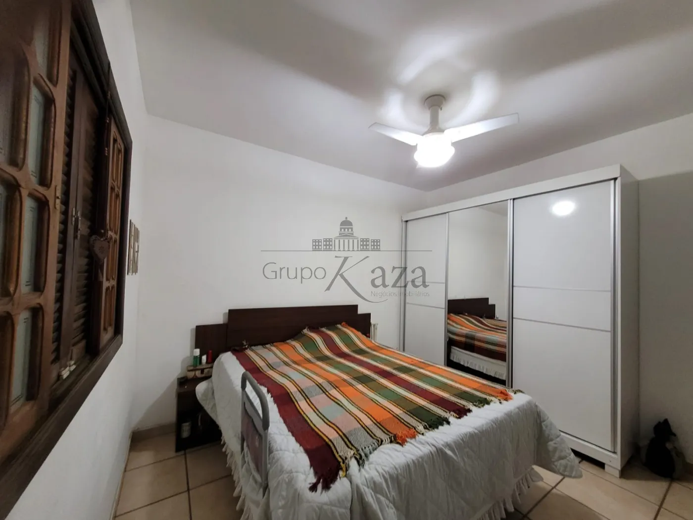 Foto 14 de Casa Padrão em Jardim Santa Maria, Jacareí - imagem 14