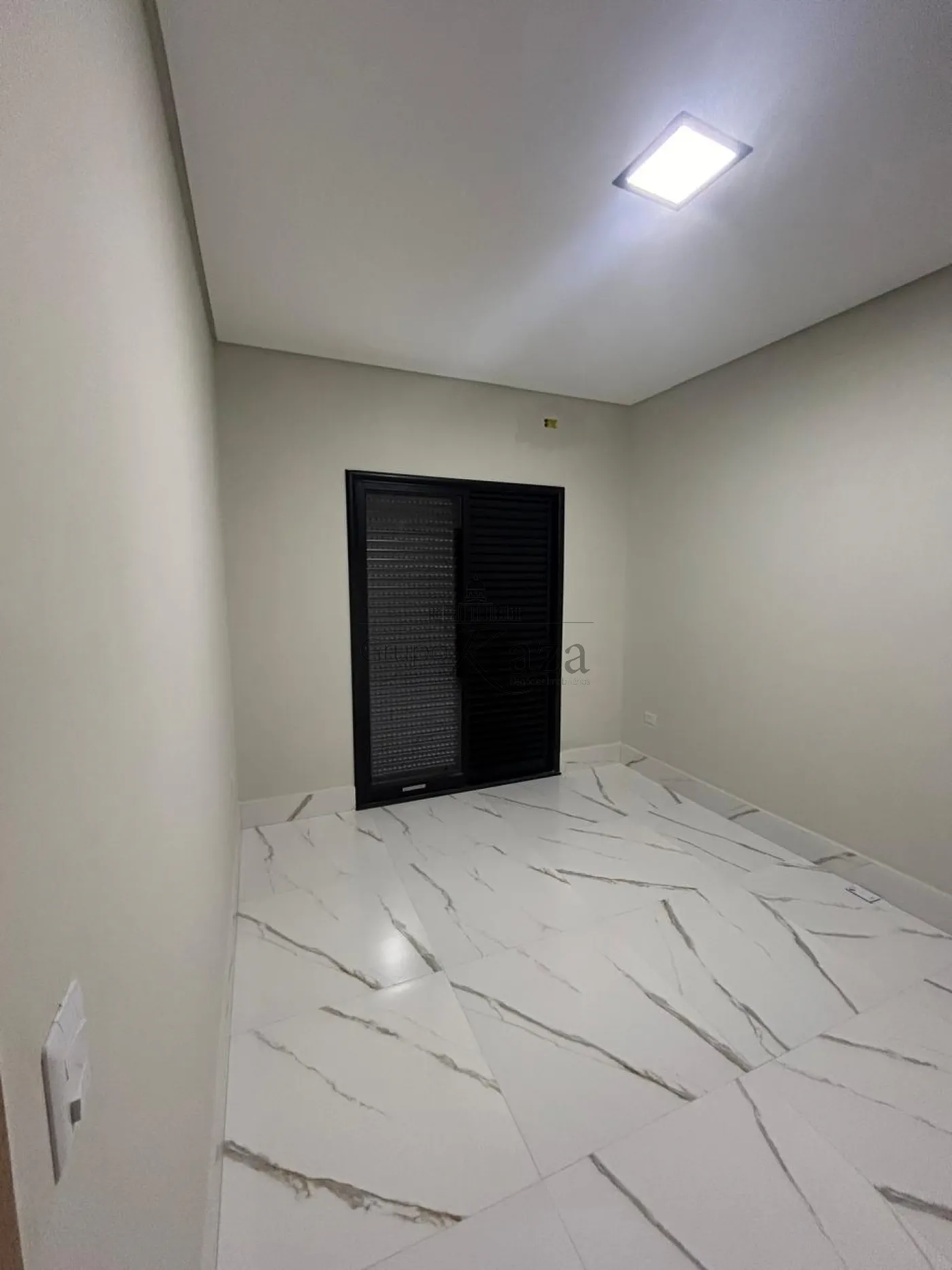 Foto 12 de Casa Padrão em Vila Santos, Caçapava - imagem 12