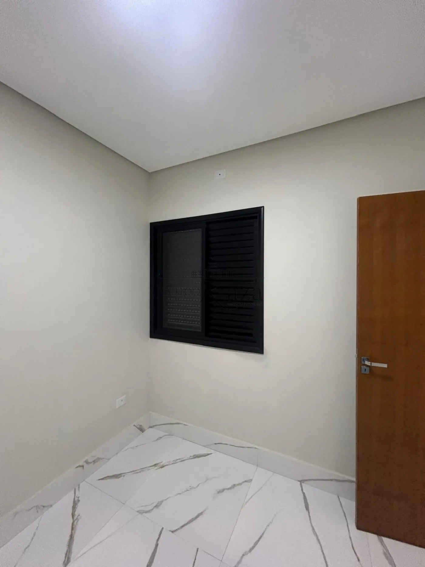 Foto 11 de Casa Padrão em Vila Santos, Caçapava - imagem 11