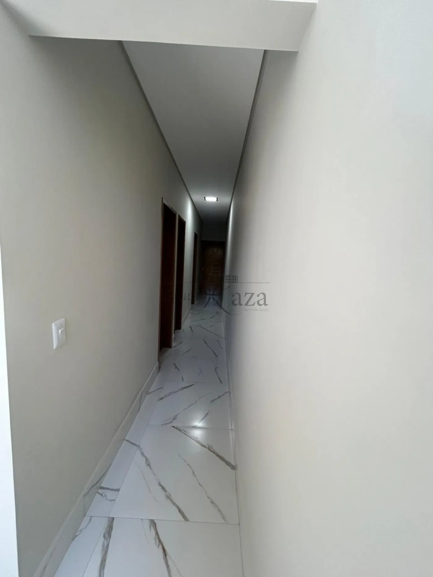 Foto 8 de Casa Padrão em Vila Santos, Caçapava - imagem 8