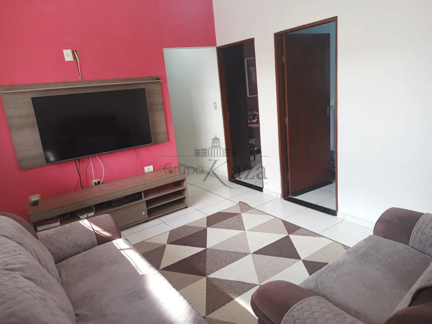 Foto 2 de Casa Padrão em Jardim Nova Esperança, Jacareí - imagem 2