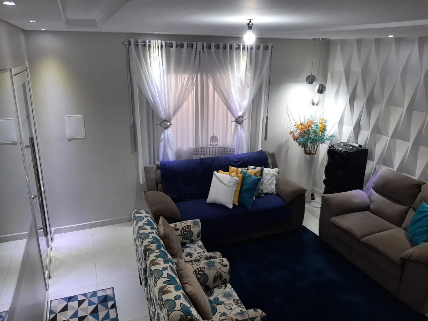 Foto 3 de Casa Sobrado em Jardim Santa Marina, Jacareí - imagem 3