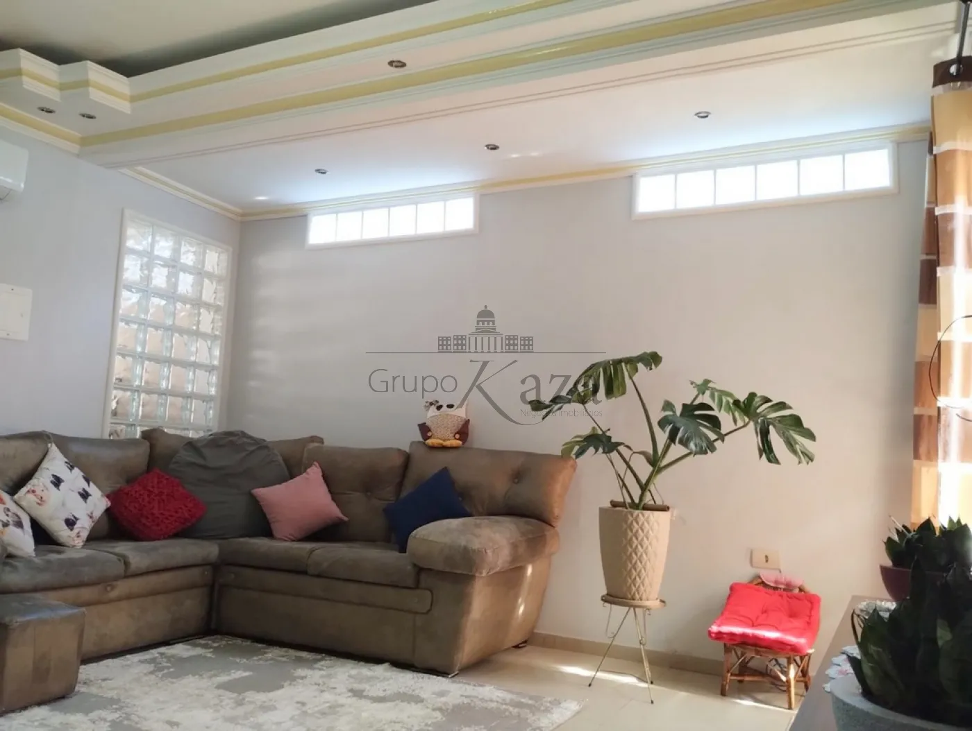 Foto 2 de Casa Comercial  Residencial em Parque Meia Lua, Jacareí - imagem 2