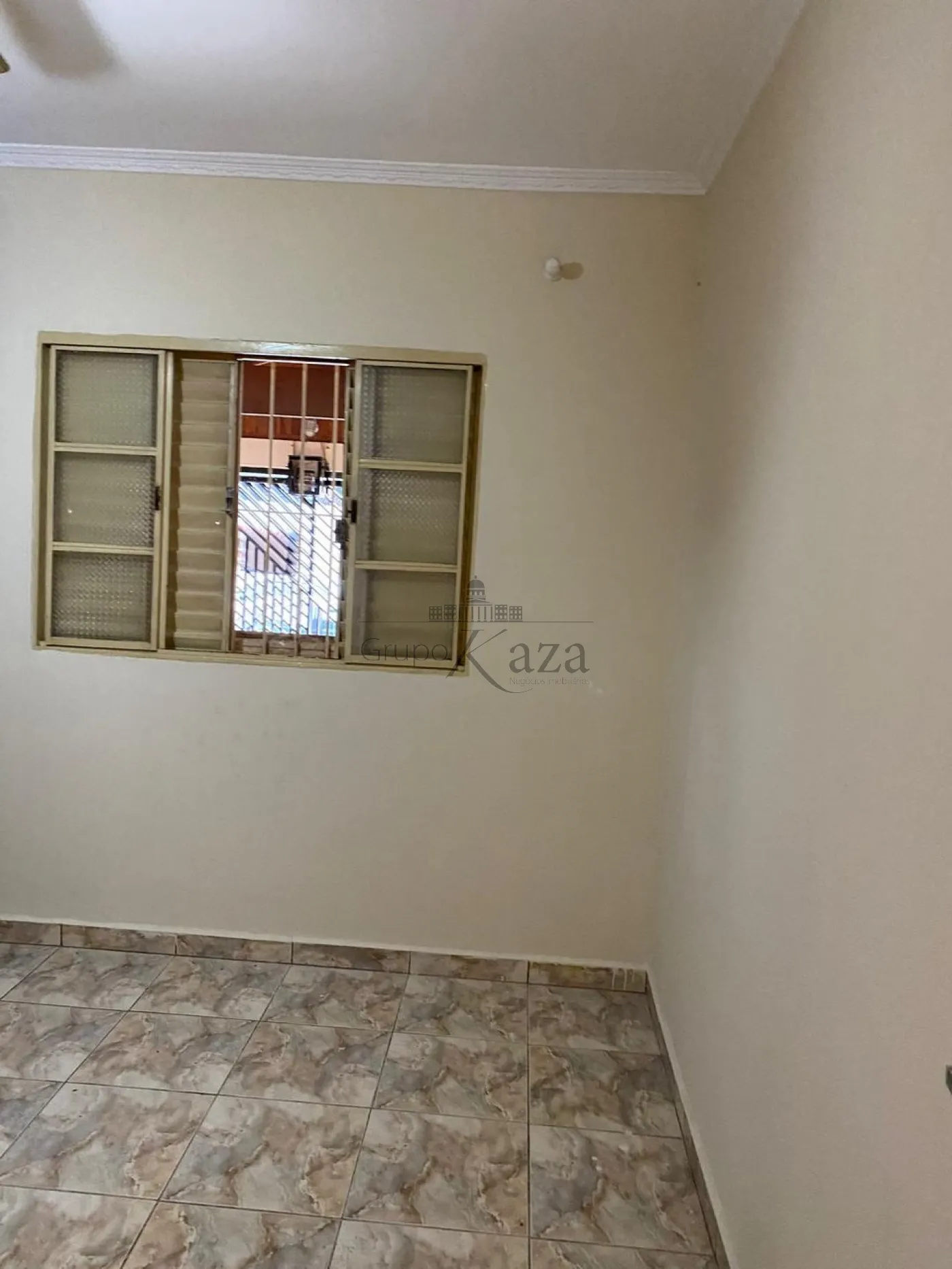 Foto 14 de Casa Padrão em Jardim Motorama, São José dos Campos - imagem 14
