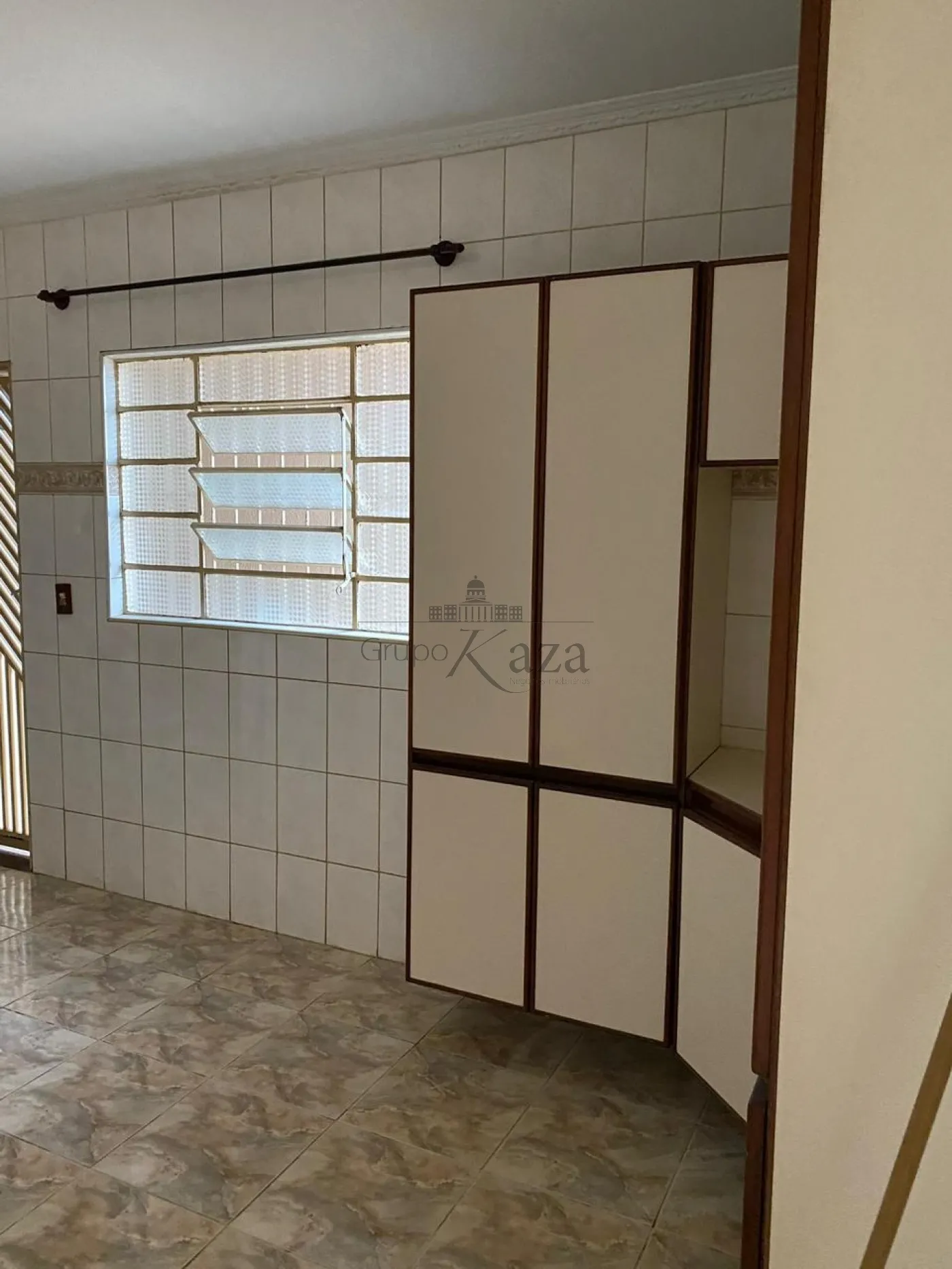 Foto 7 de Casa Padrão em Jardim Motorama, São José dos Campos - imagem 7