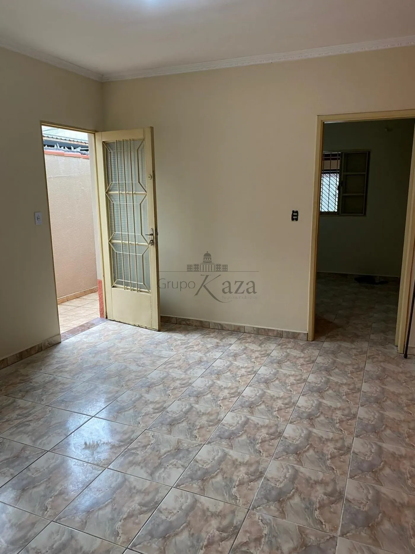 Foto 1 de Casa Padrão em Jardim Motorama, São José dos Campos - imagem 1