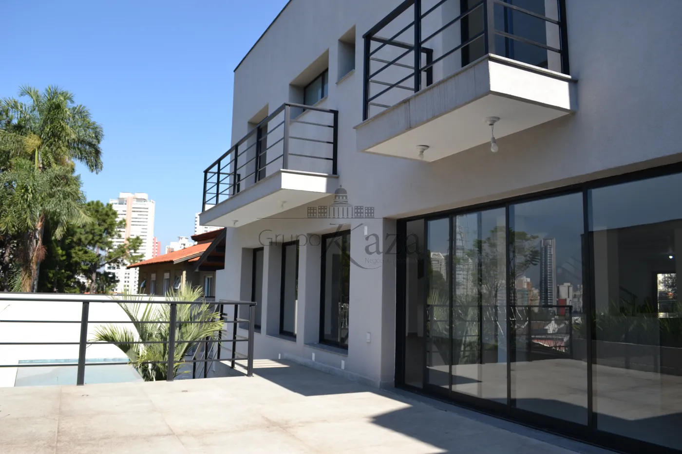 Foto 1 de Casa Padrão em Cidade Jardim, São Paulo - imagem 1