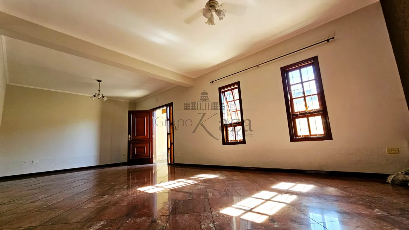 Foto 2 de Casa Sobrado em Jardim Santa Maria, Jacareí - imagem 2