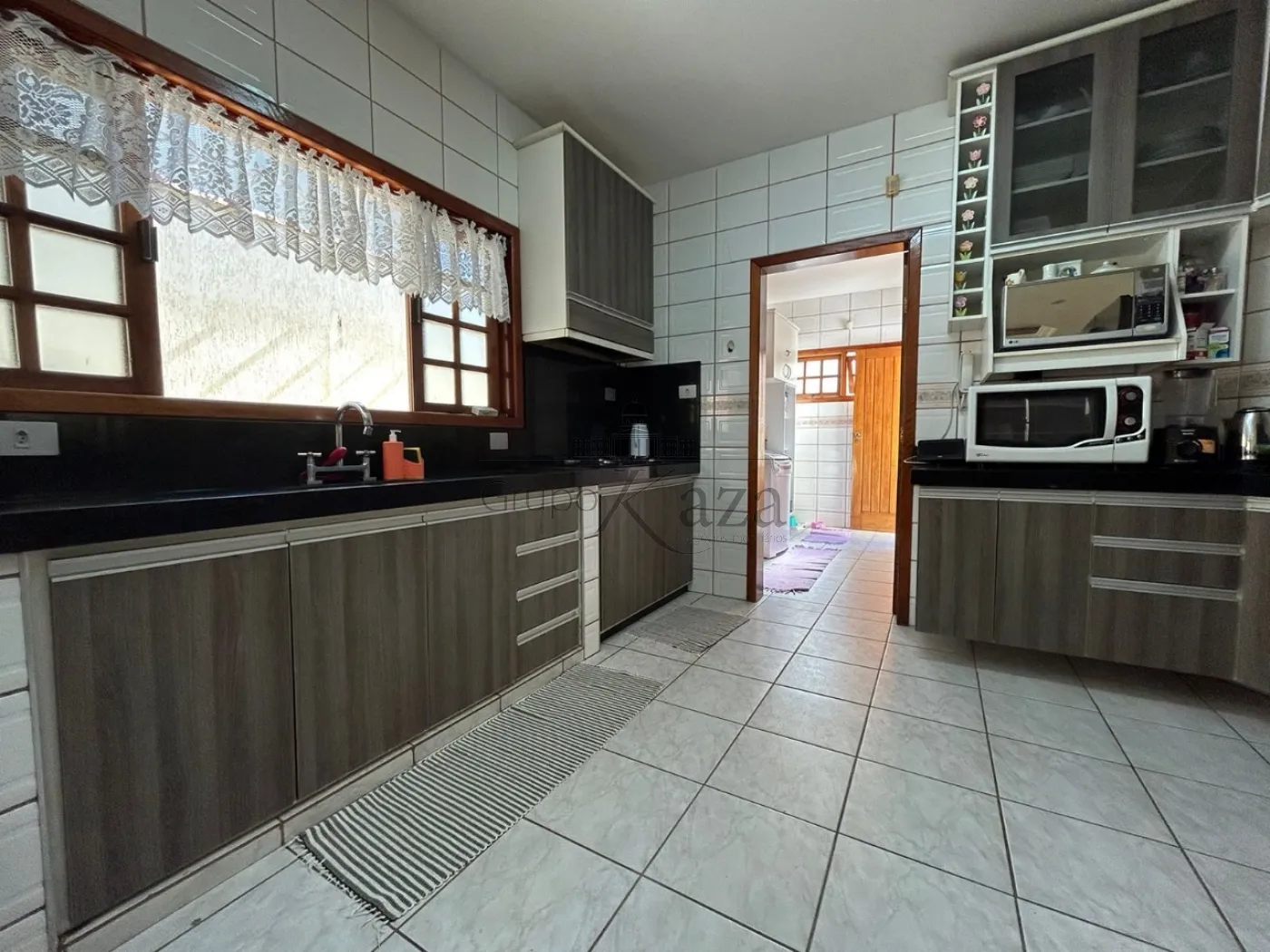 Foto 8 de Casa Padrão em Jardim Santa Maria, Jacareí - imagem 8