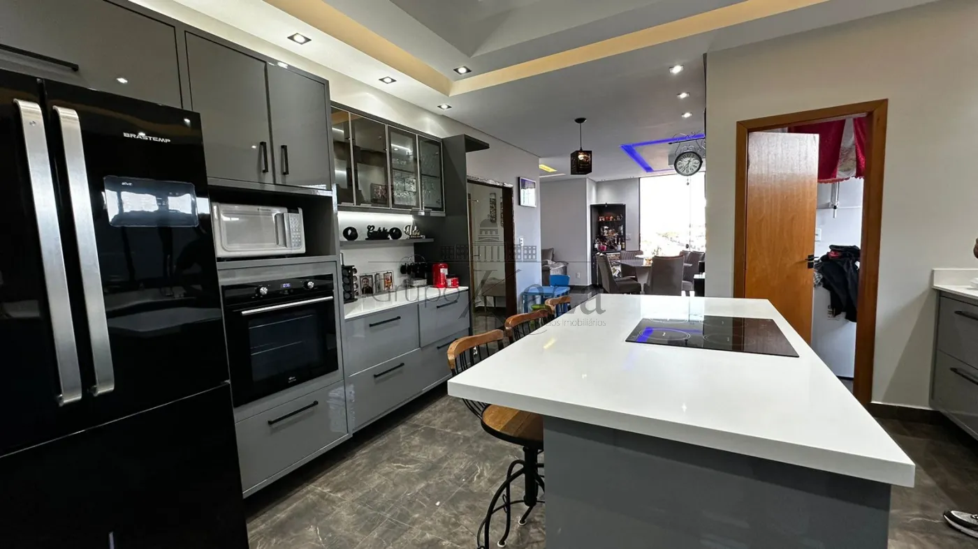 Foto 15 de Casa Condomínio em Condomínio Residencial Mantiqueira, São José dos Campos - imagem 15