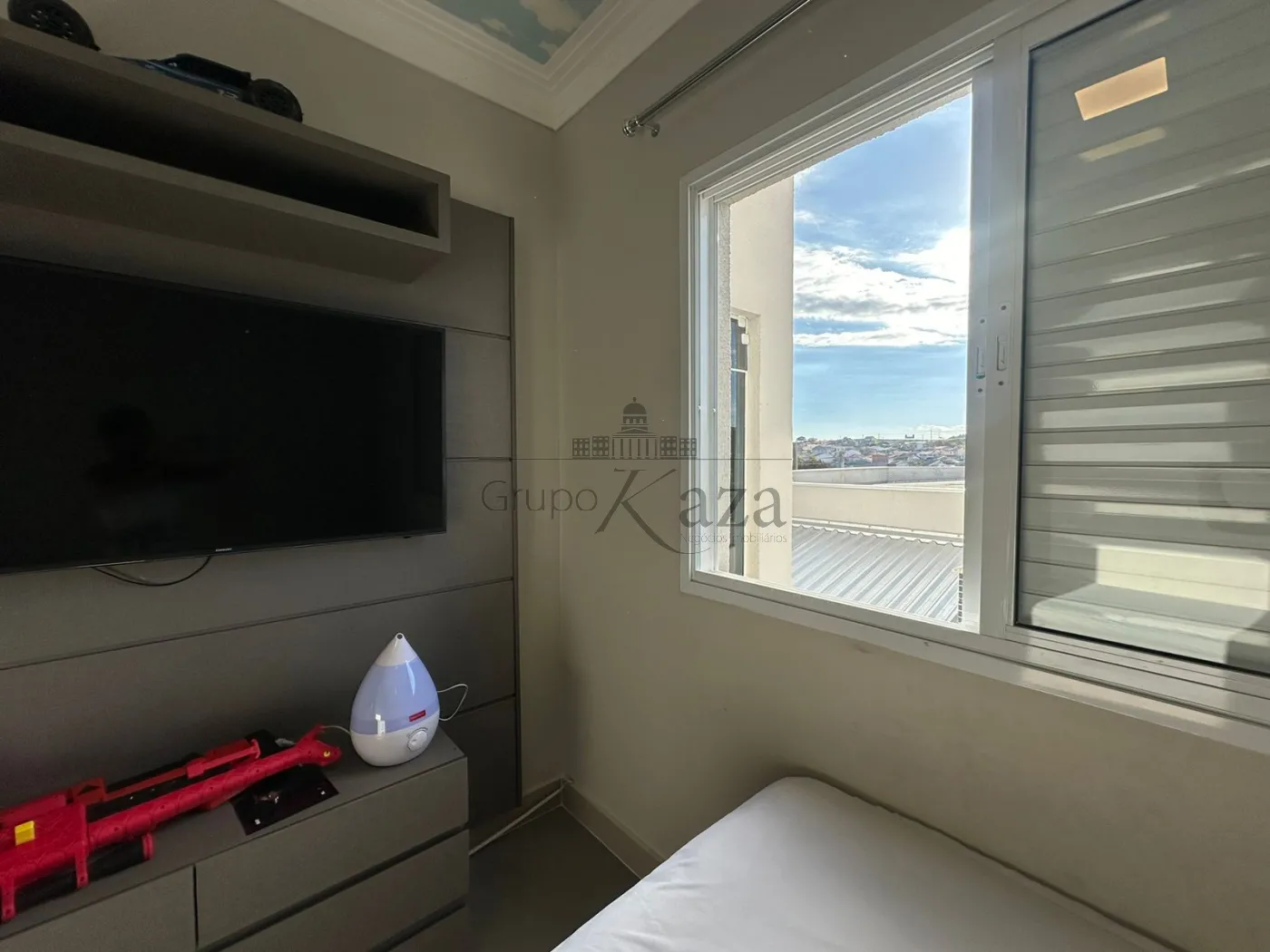 Foto 17 de Casa Padrão em Jardim Santa Júlia, São José dos Campos - imagem 17
