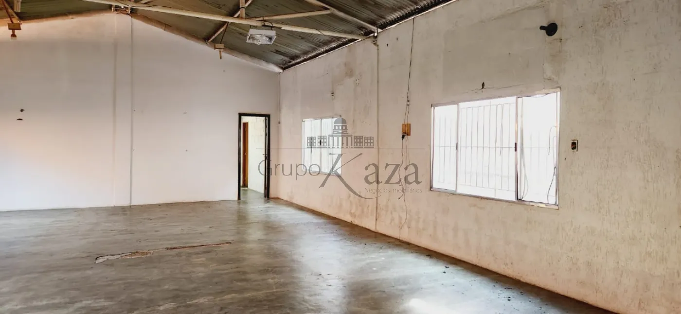 Foto 3 de Comercial Galpão em Jardim Torrão de Ouro, São José dos Campos - imagem 3 Foto 3 de Comercial Galpão em Jardim Torrão de Ouro, São José dos Campos - imagem 3