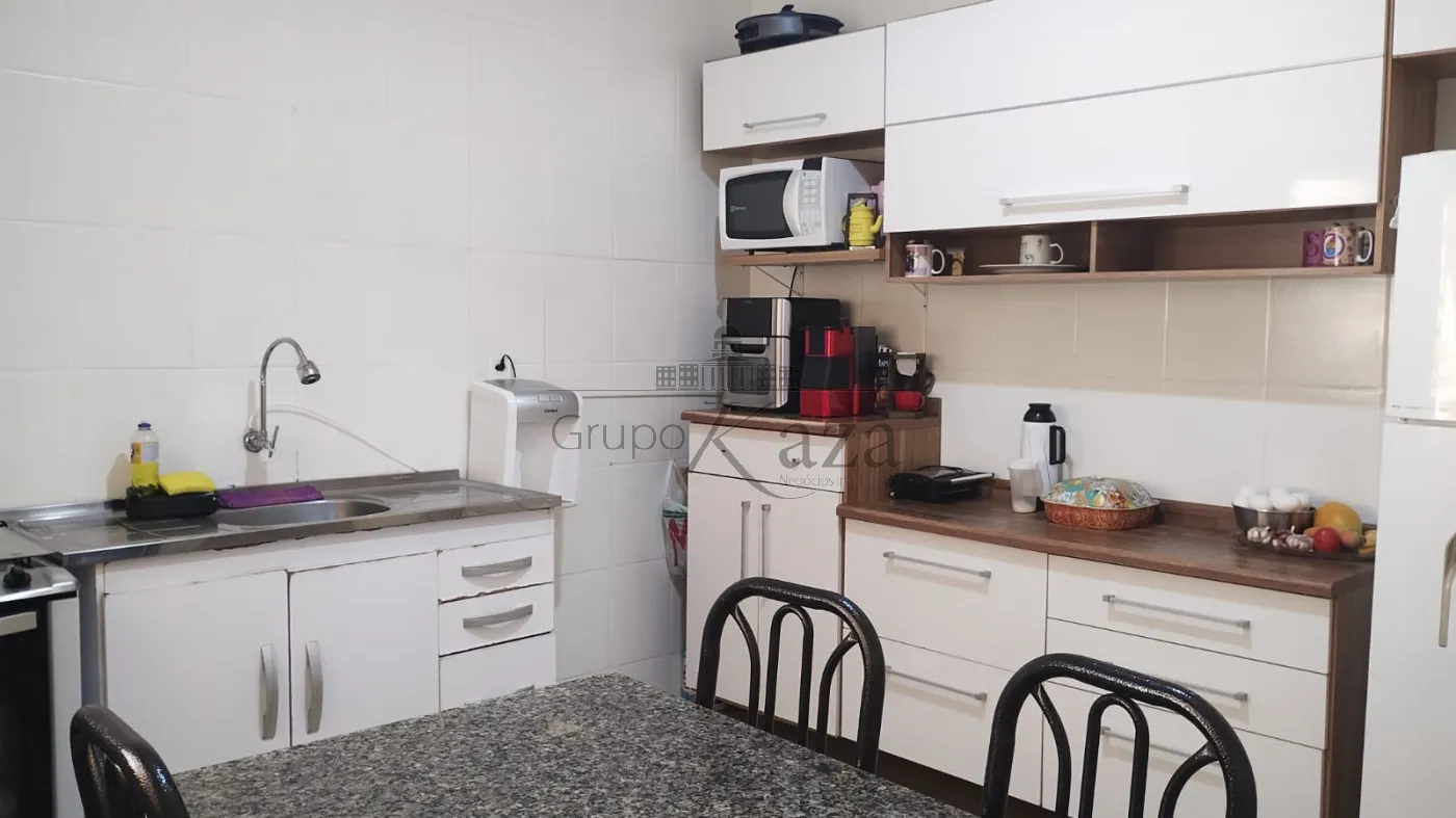 Foto 5 de Casa Sobrado em Conjunto Residencial Galo Branco, São José dos Campos - imagem 5