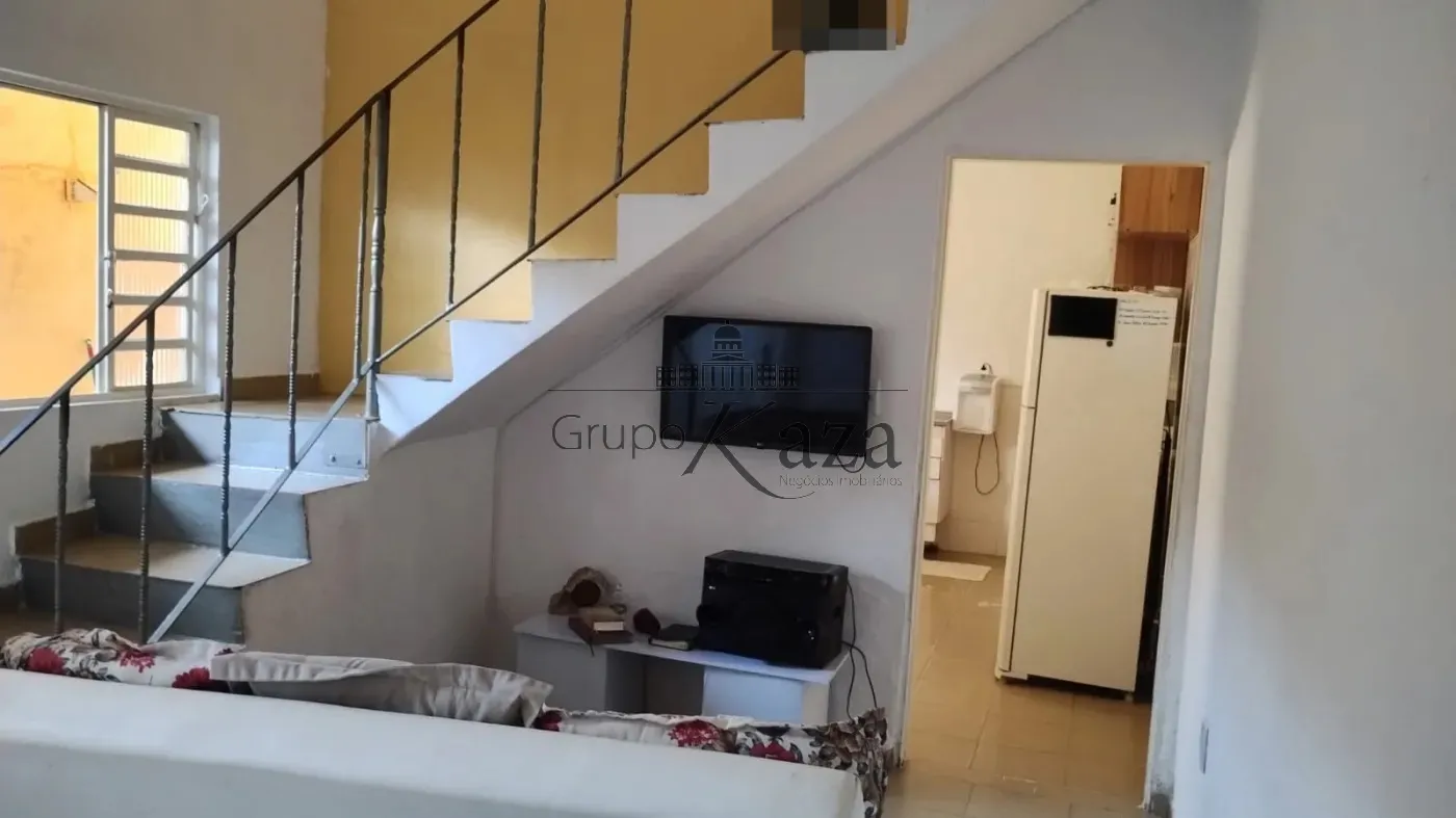 Foto 2 de Casa Sobrado em Conjunto Residencial Galo Branco, São José dos Campos - imagem 2