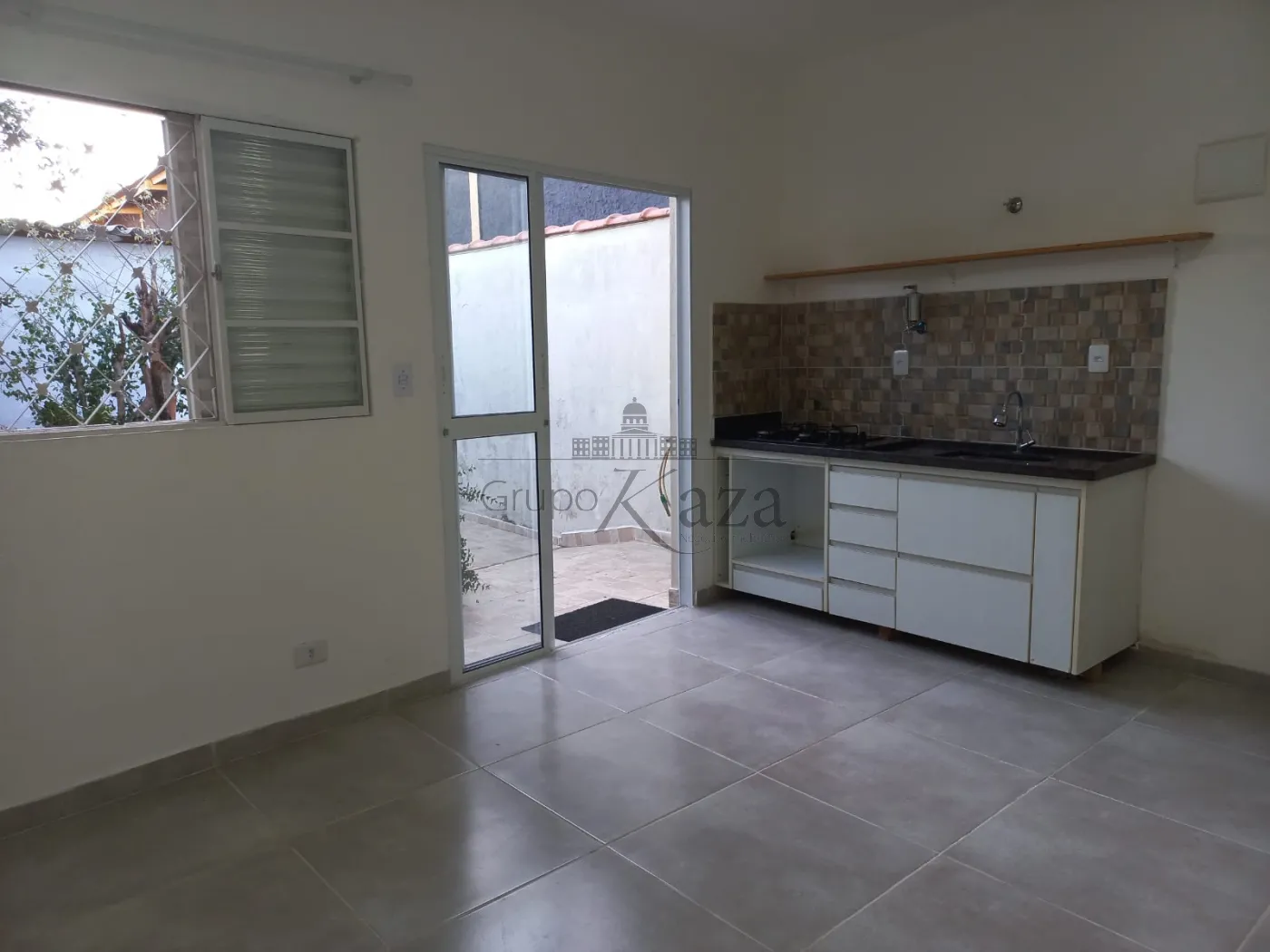 Foto 15 de Casa Comercial  Residencial em Vila Maria, São José dos Campos - imagem 15