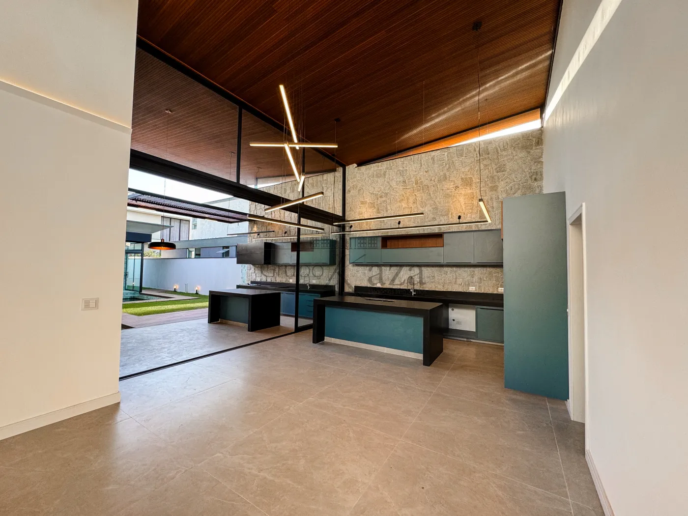 Foto 16 de Casa Condomínio em Jardim do Golfe, São José dos Campos - imagem 16